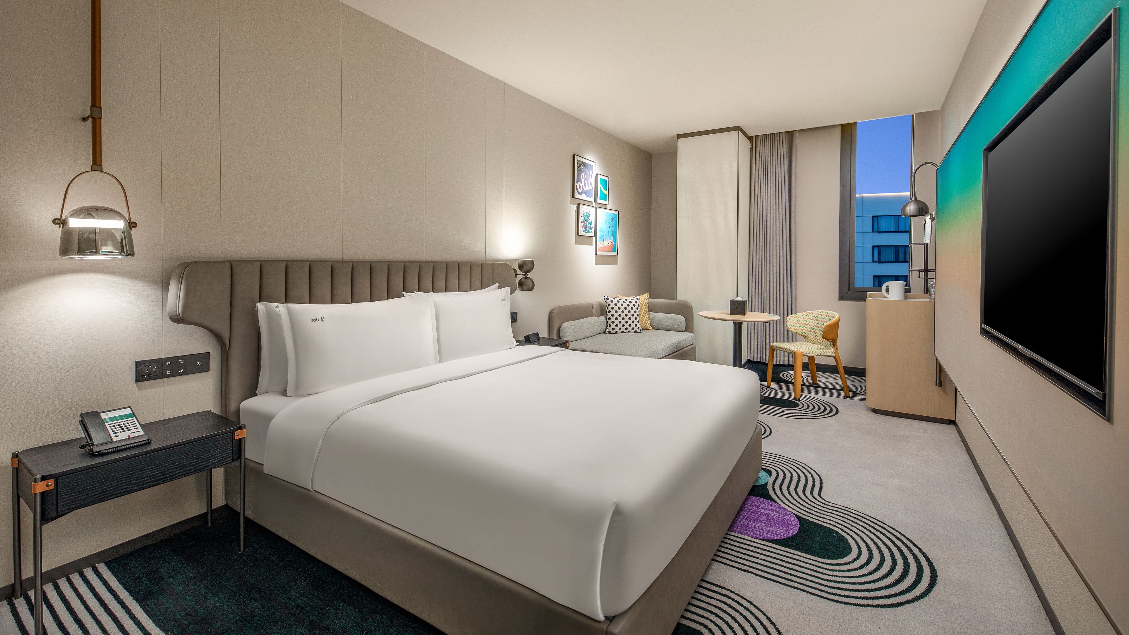 Holiday Inn Shanghai Pudong Airport — 10