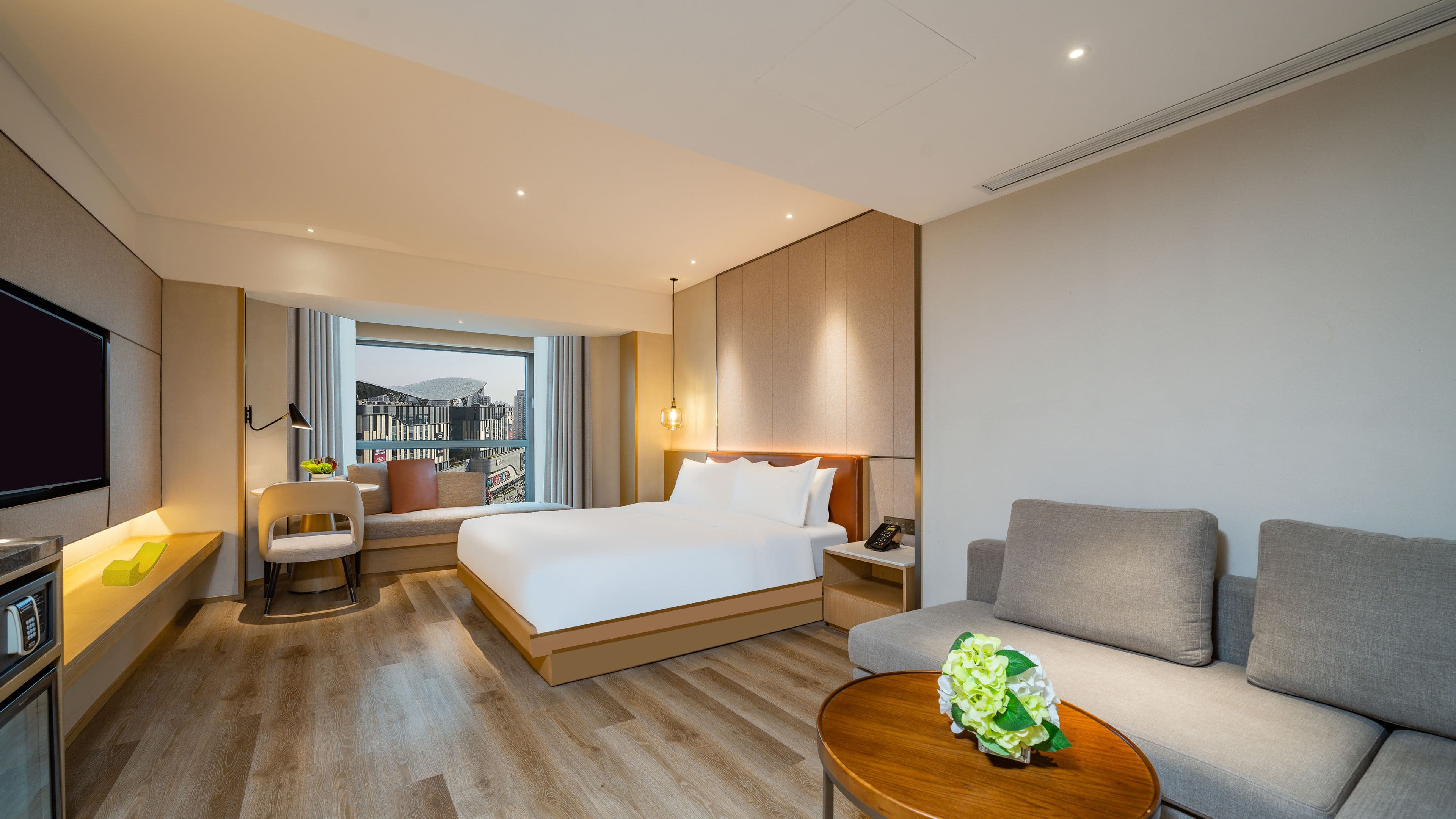 Holiday Inn Shanghai Huaxia — 9