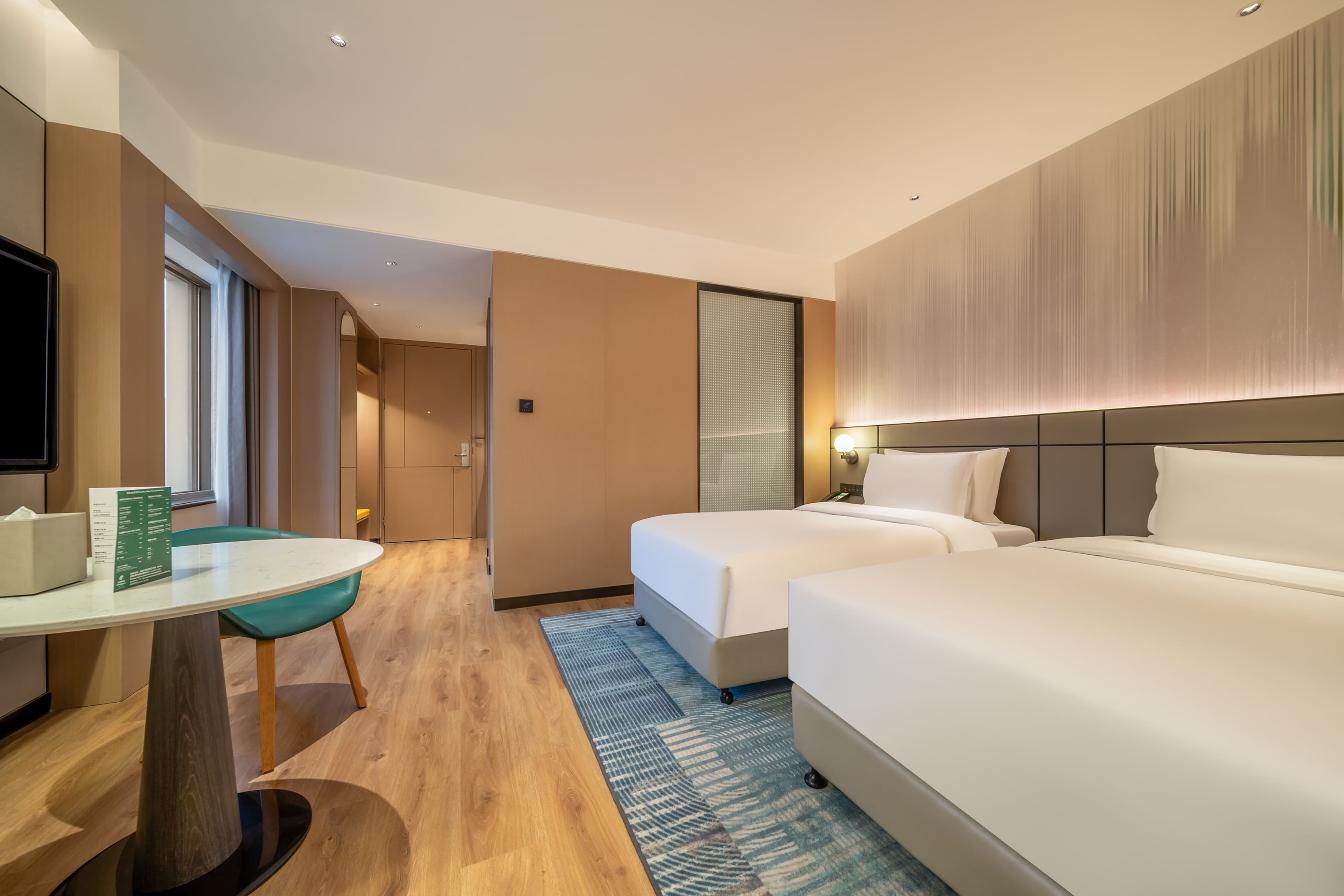Holiday Inn Shanghai Nanjing Road — 9
