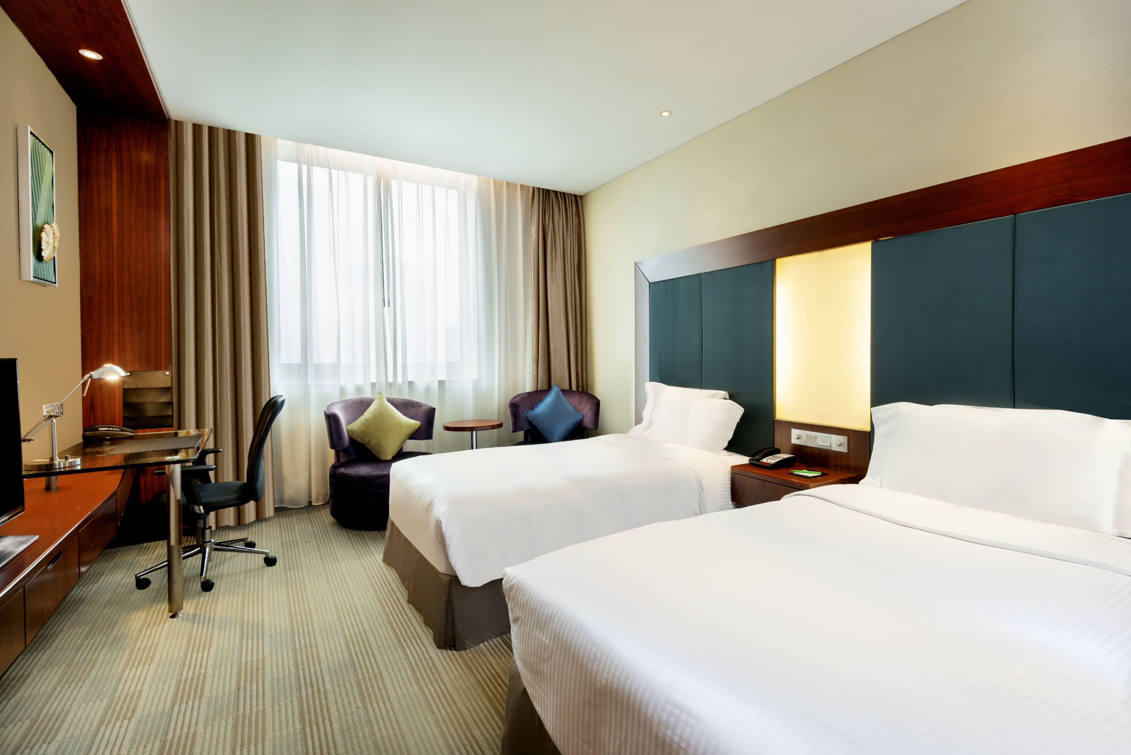 Holiday Inn Shanghai Pudong - Image 5