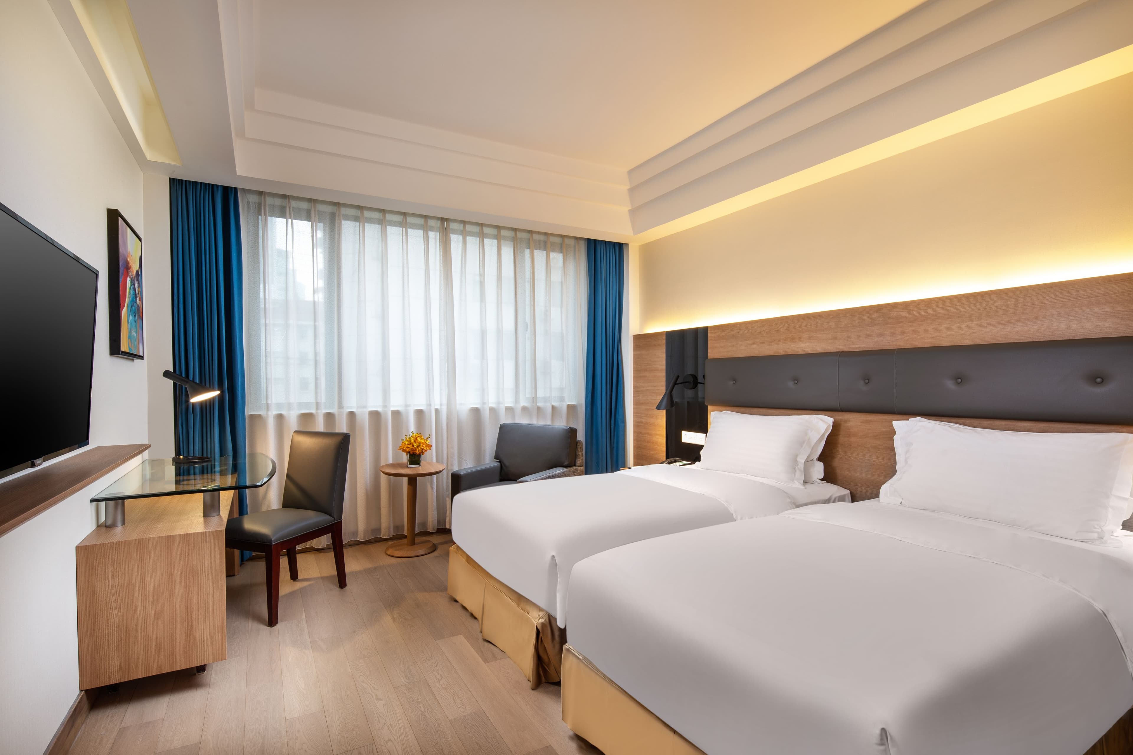 Holiday Inn Shanghai Hongqiao Central — 7