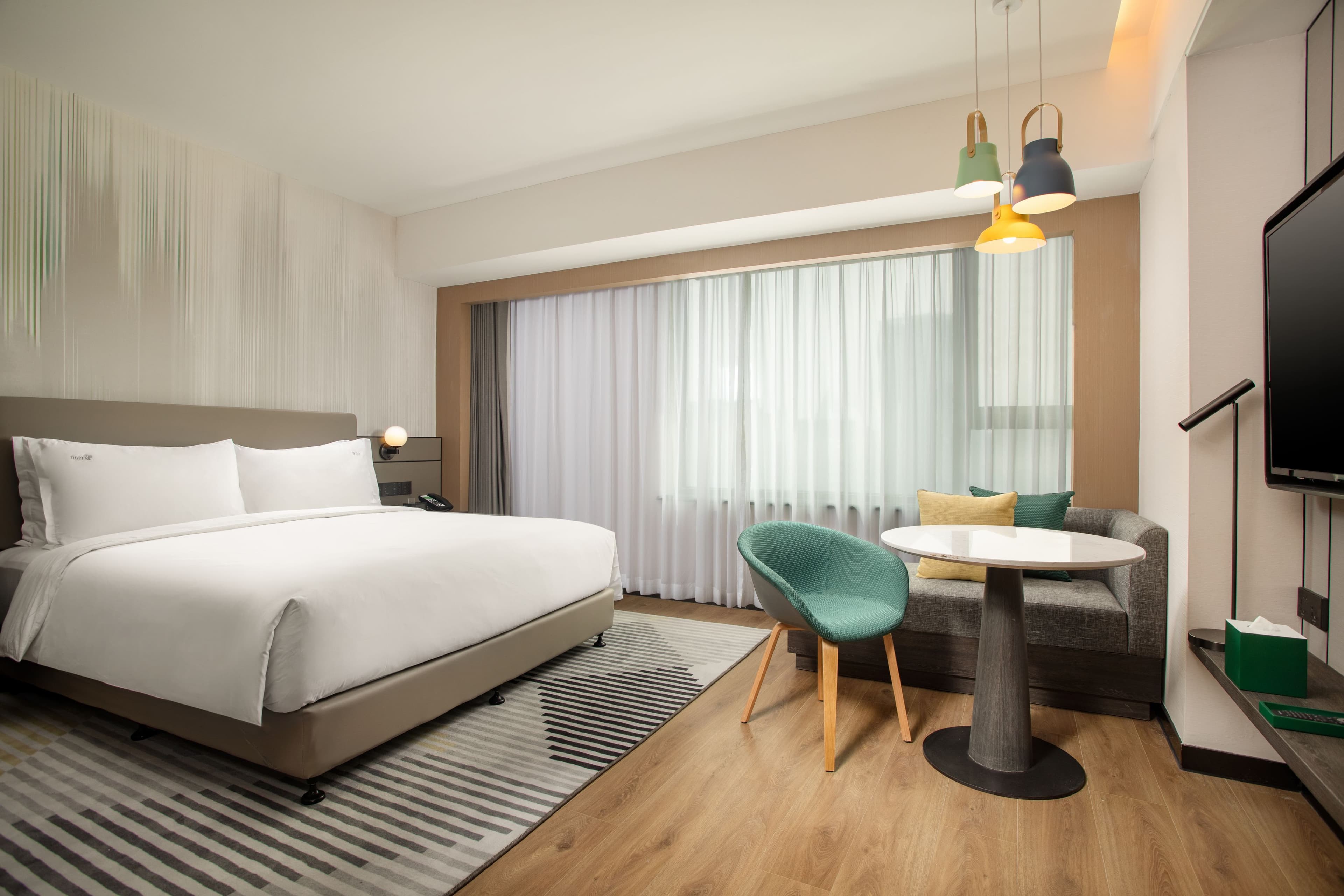 Holiday Inn Shanghai Nanjing Road - Image 4