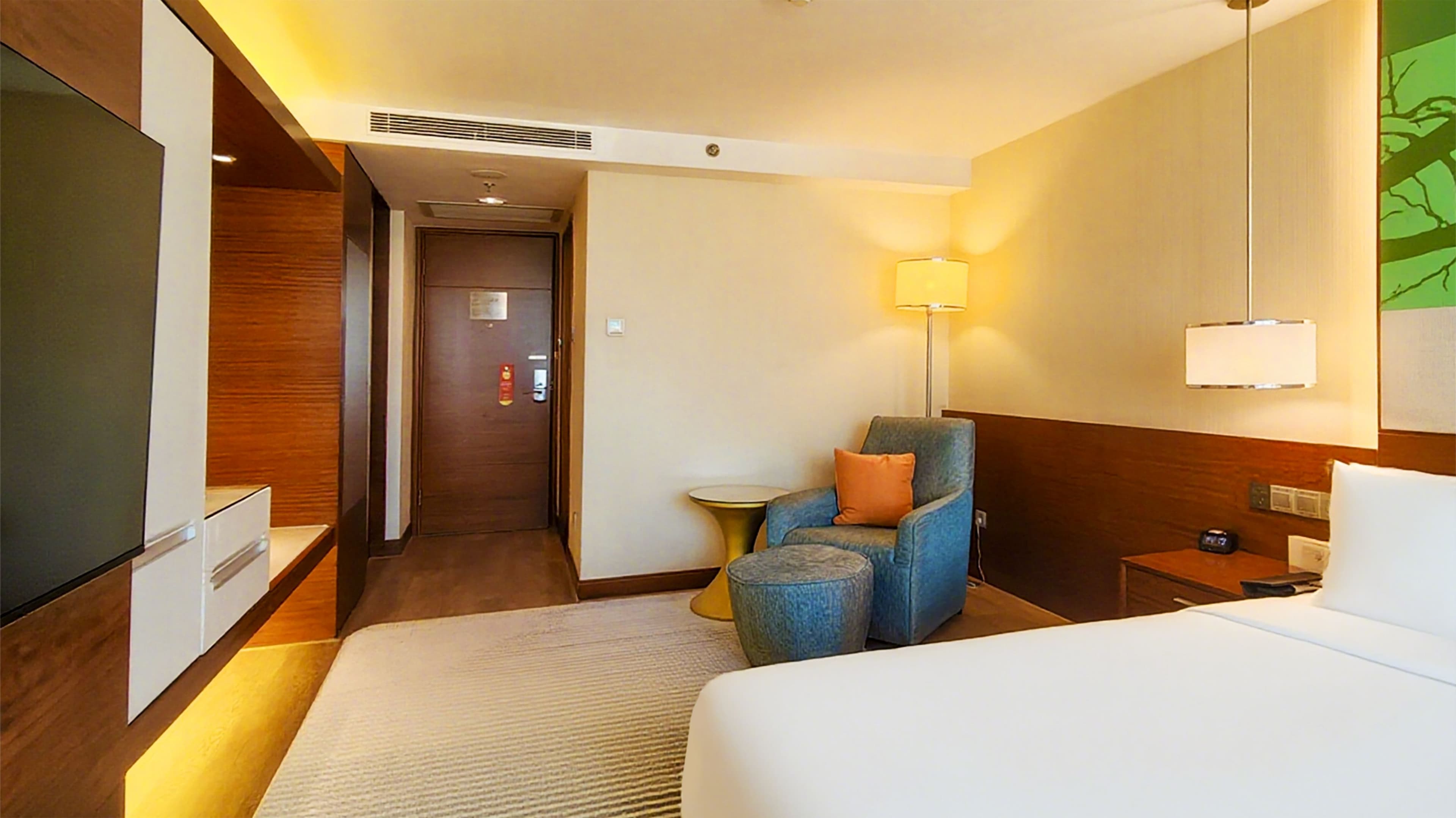 Holiday Inn Shenzhen Donghua — 6