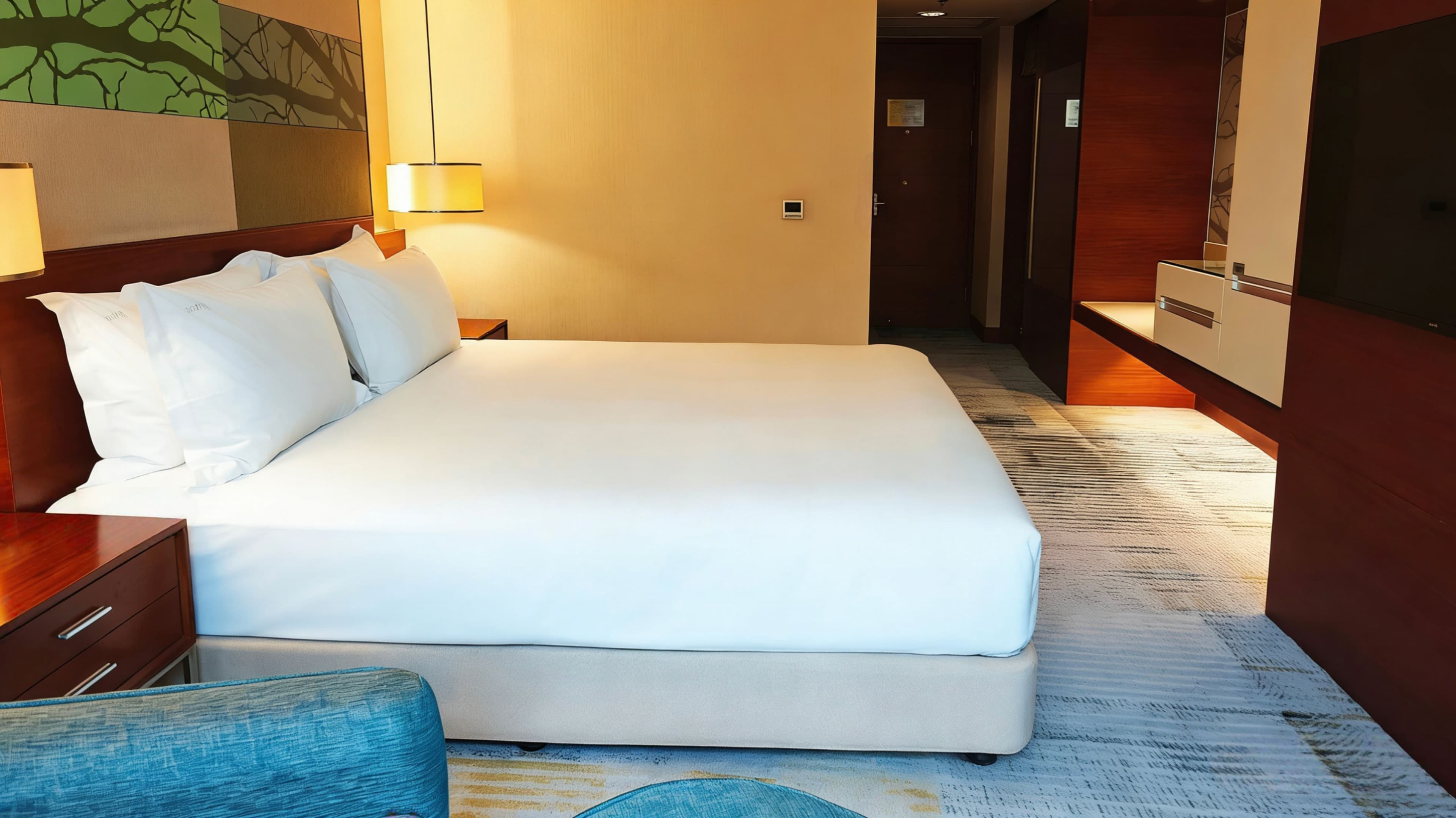 Holiday Inn Shenzhen Donghua — 9