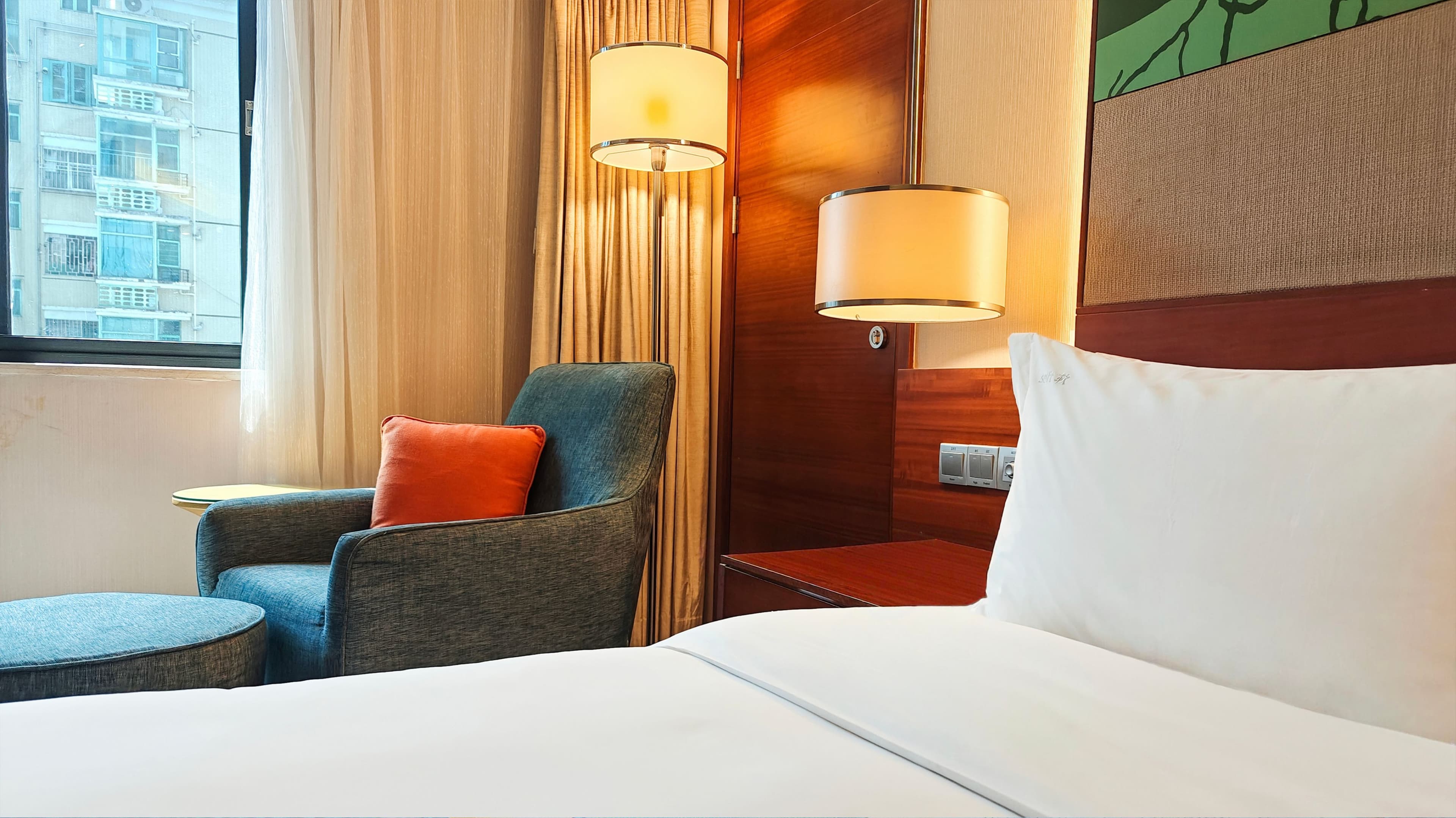 Holiday Inn Shenzhen Donghua — 10