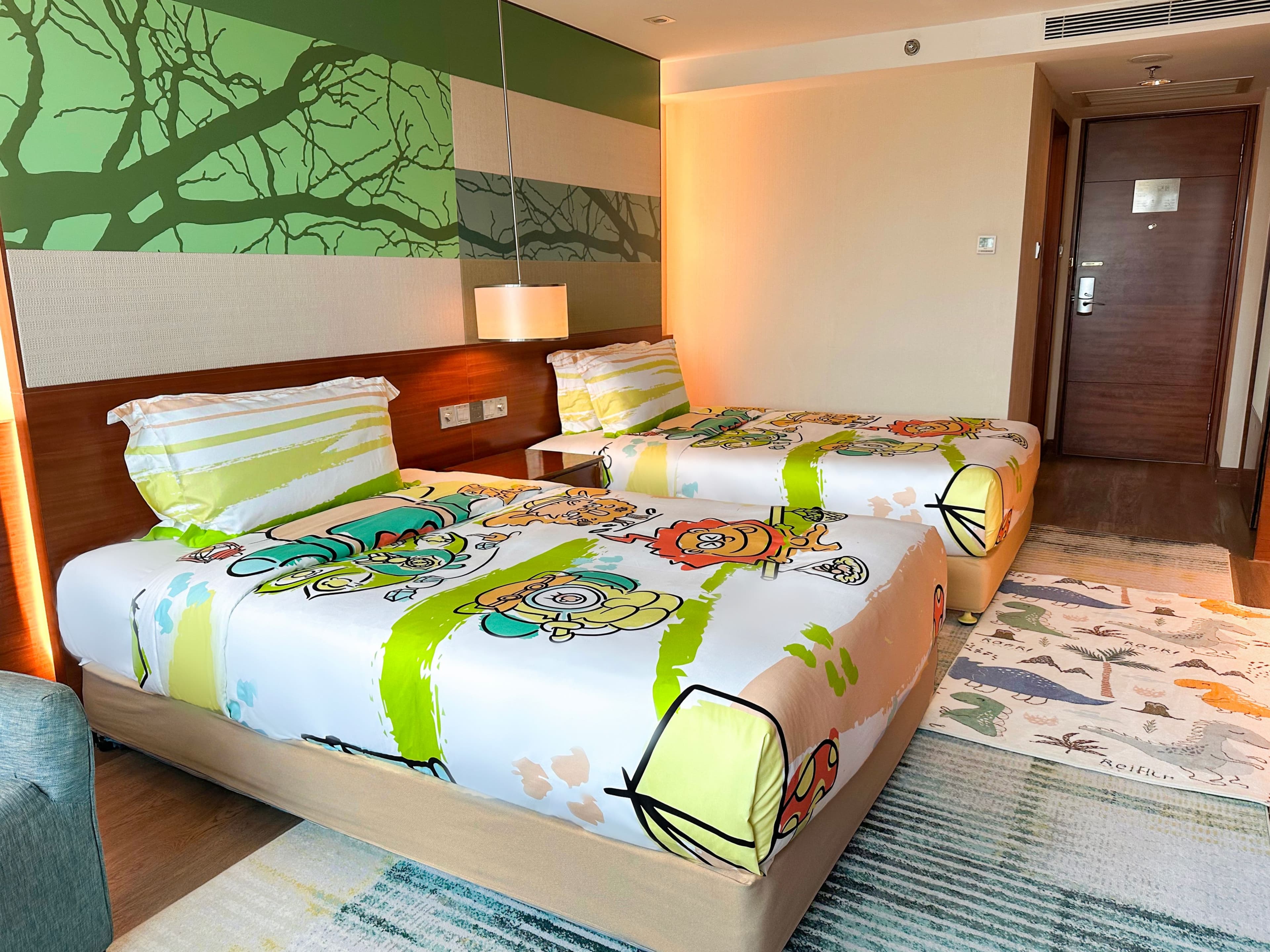 Holiday Inn Shenzhen Donghua — 17