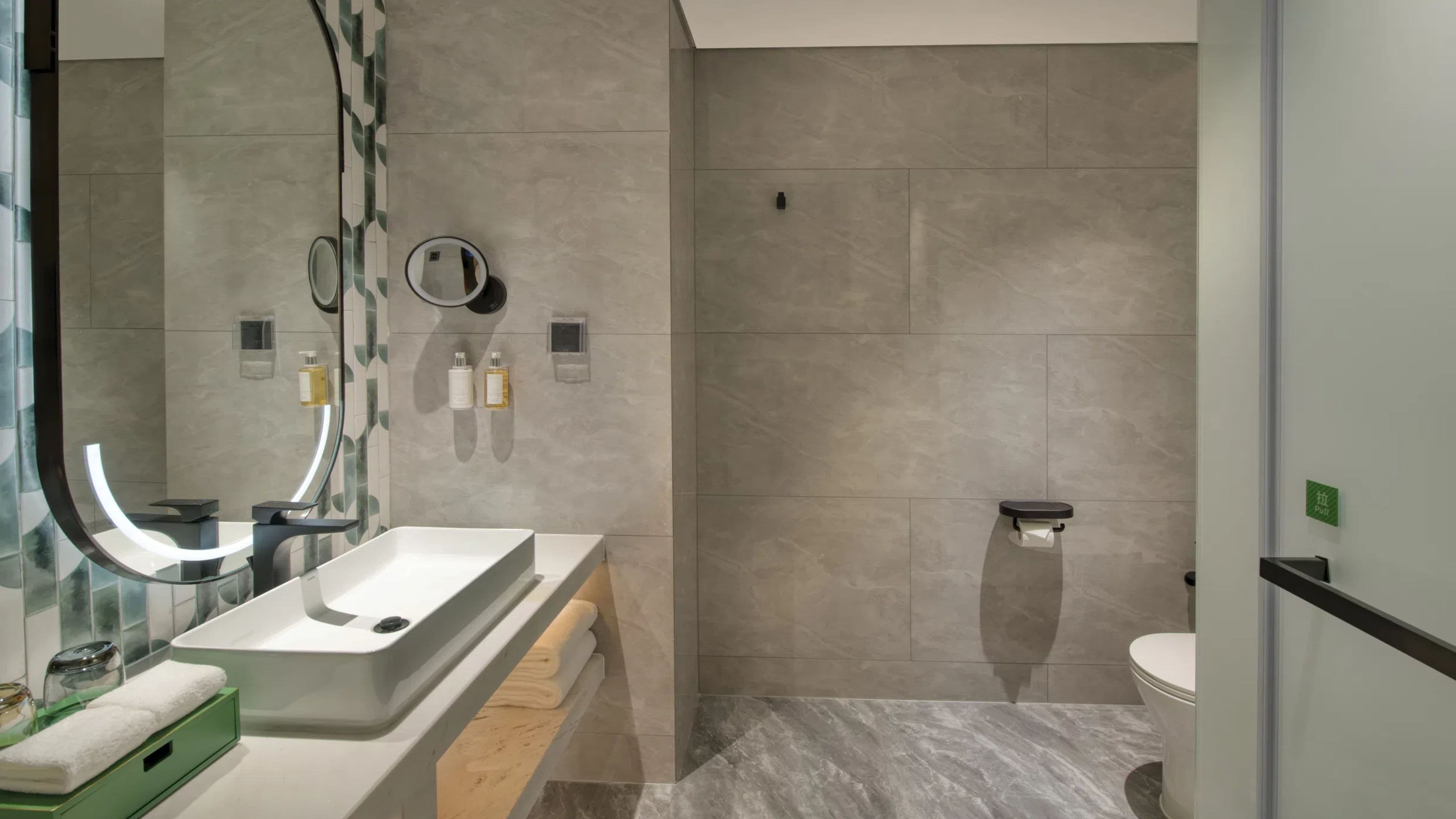 Holiday Inn Shenzhen Nanshan — 7