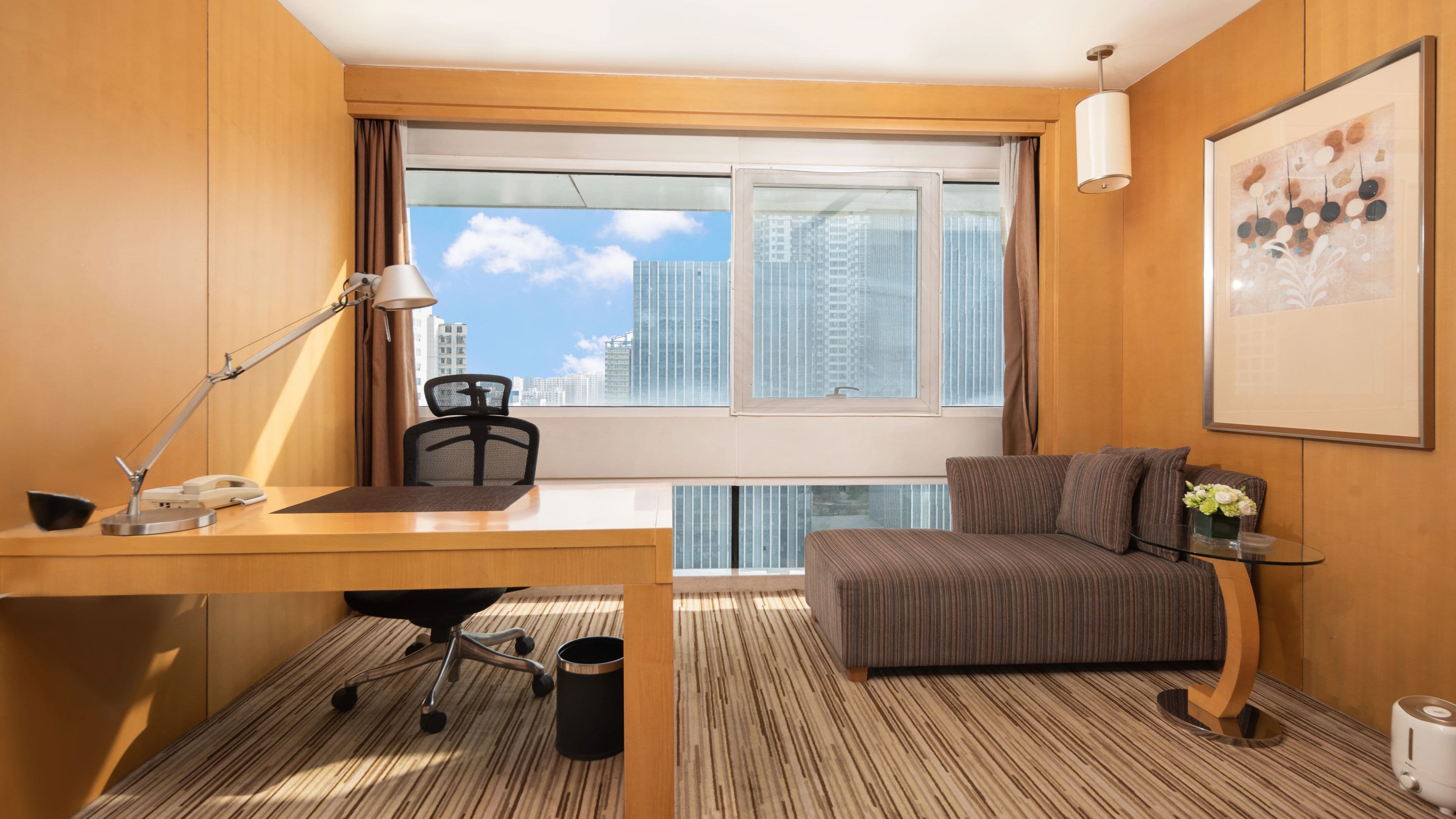 Holiday Inn Shijiazhuang Central - Image 4