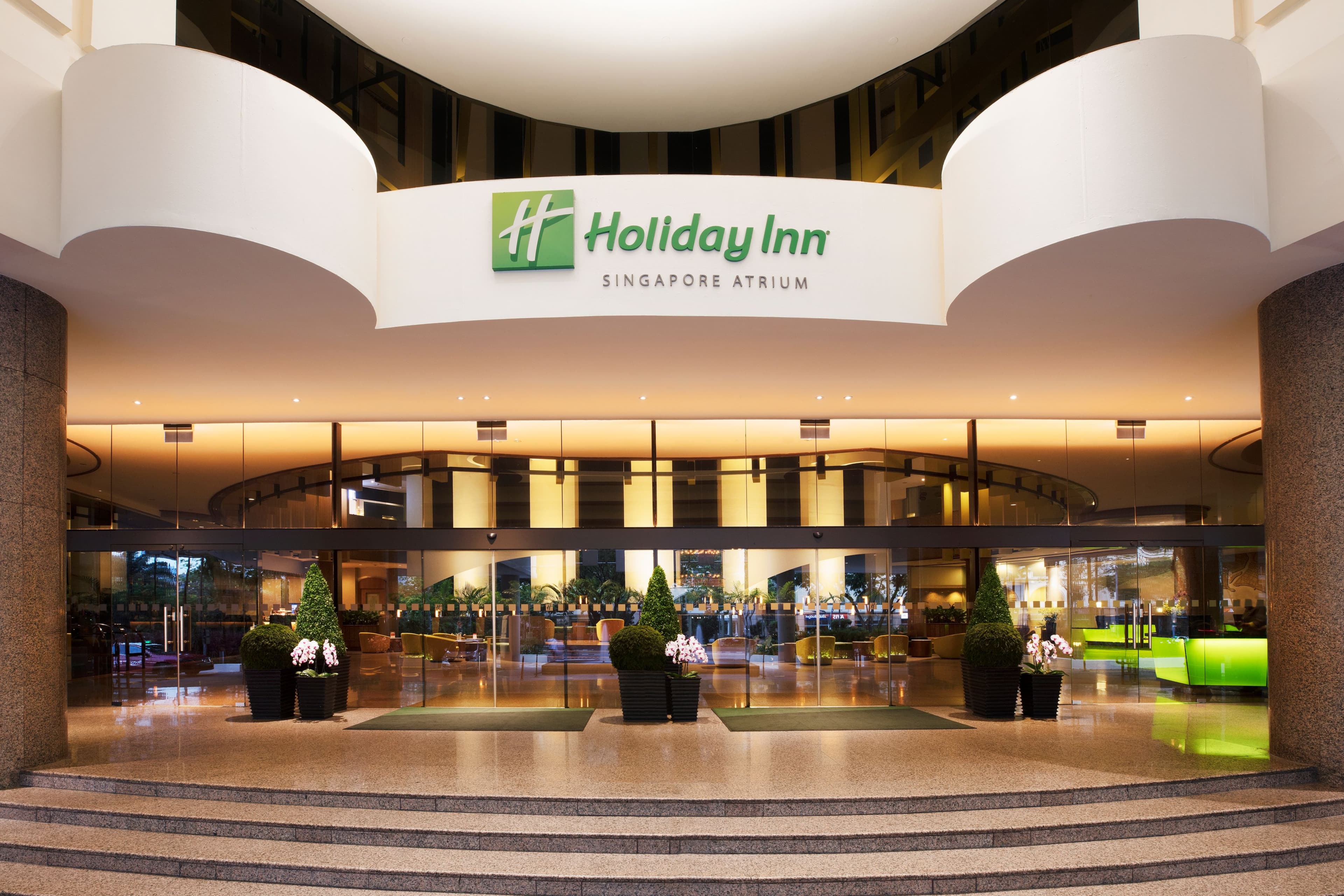 Holiday Inn Singapore Atrium - Image 1
