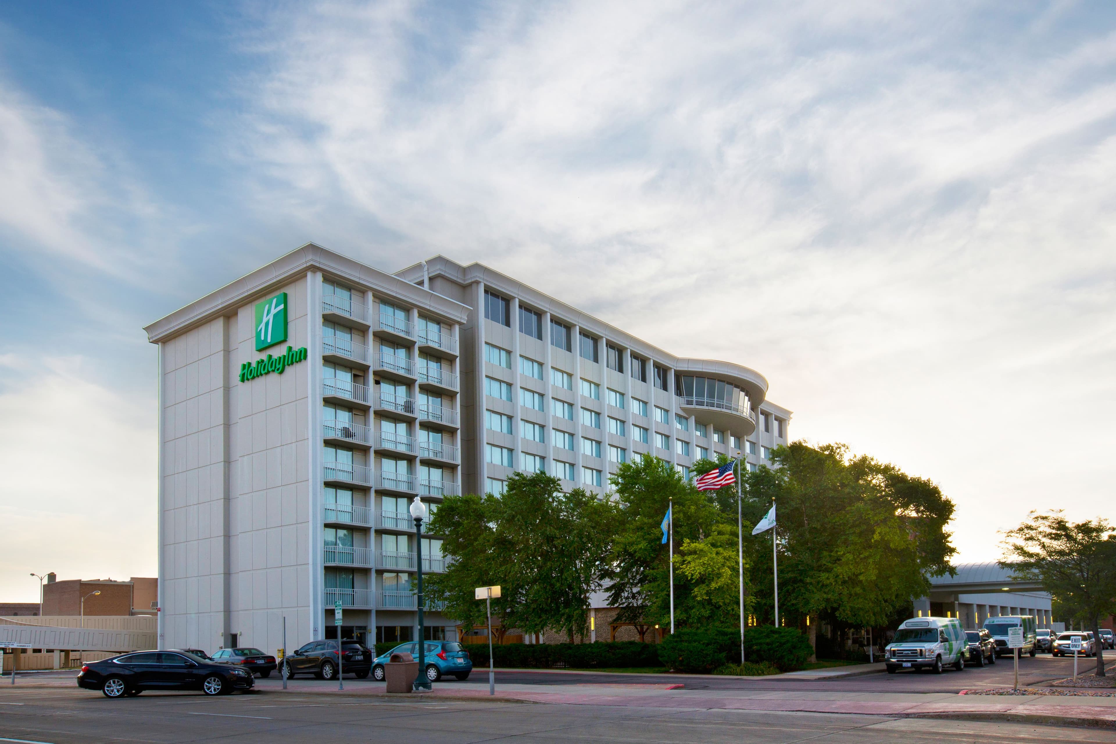 Holiday Inn Sioux Falls-City Centre - Image 1