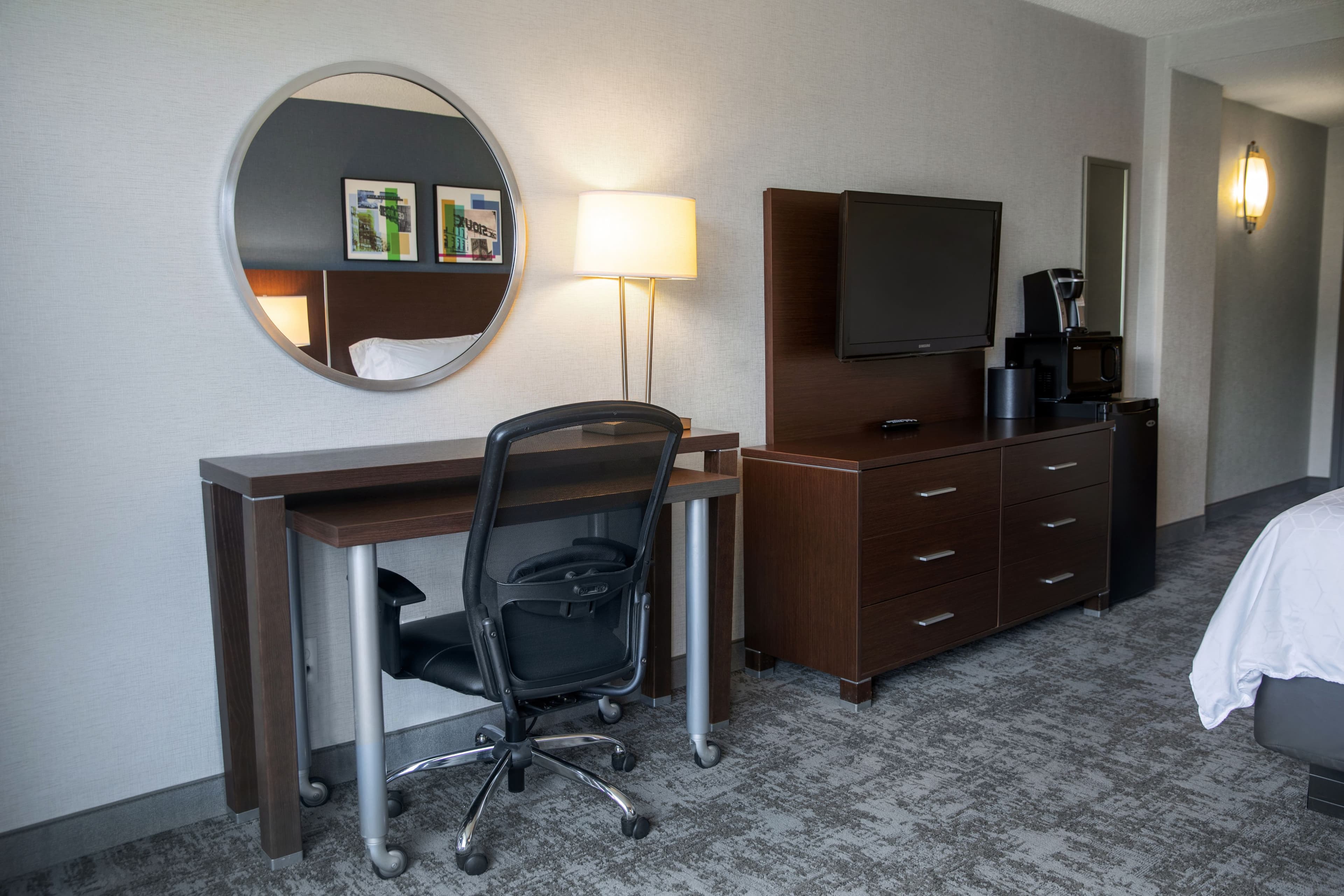 Holiday Inn Sioux Falls-City Centre - Image 2