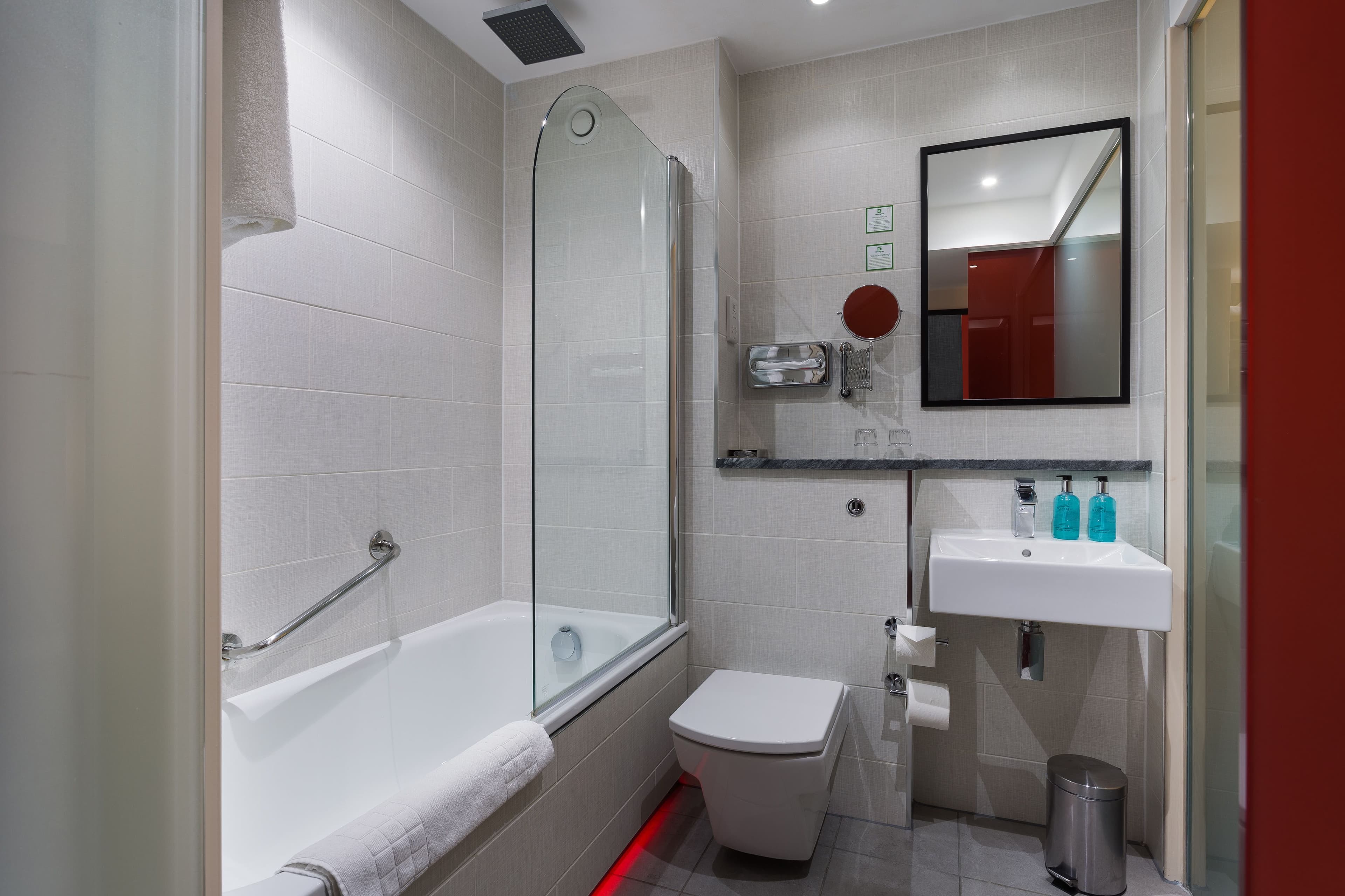 Holiday Inn Sittingbourne — 12