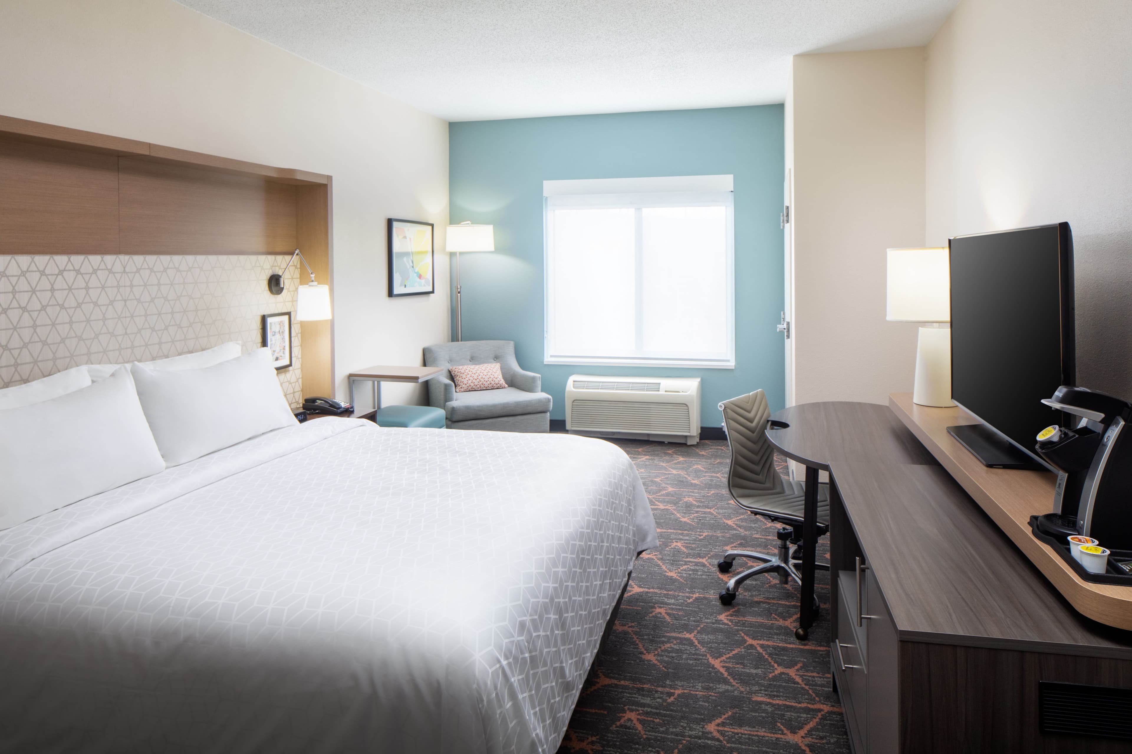 Holiday Inn Cheshire - Southington — 7