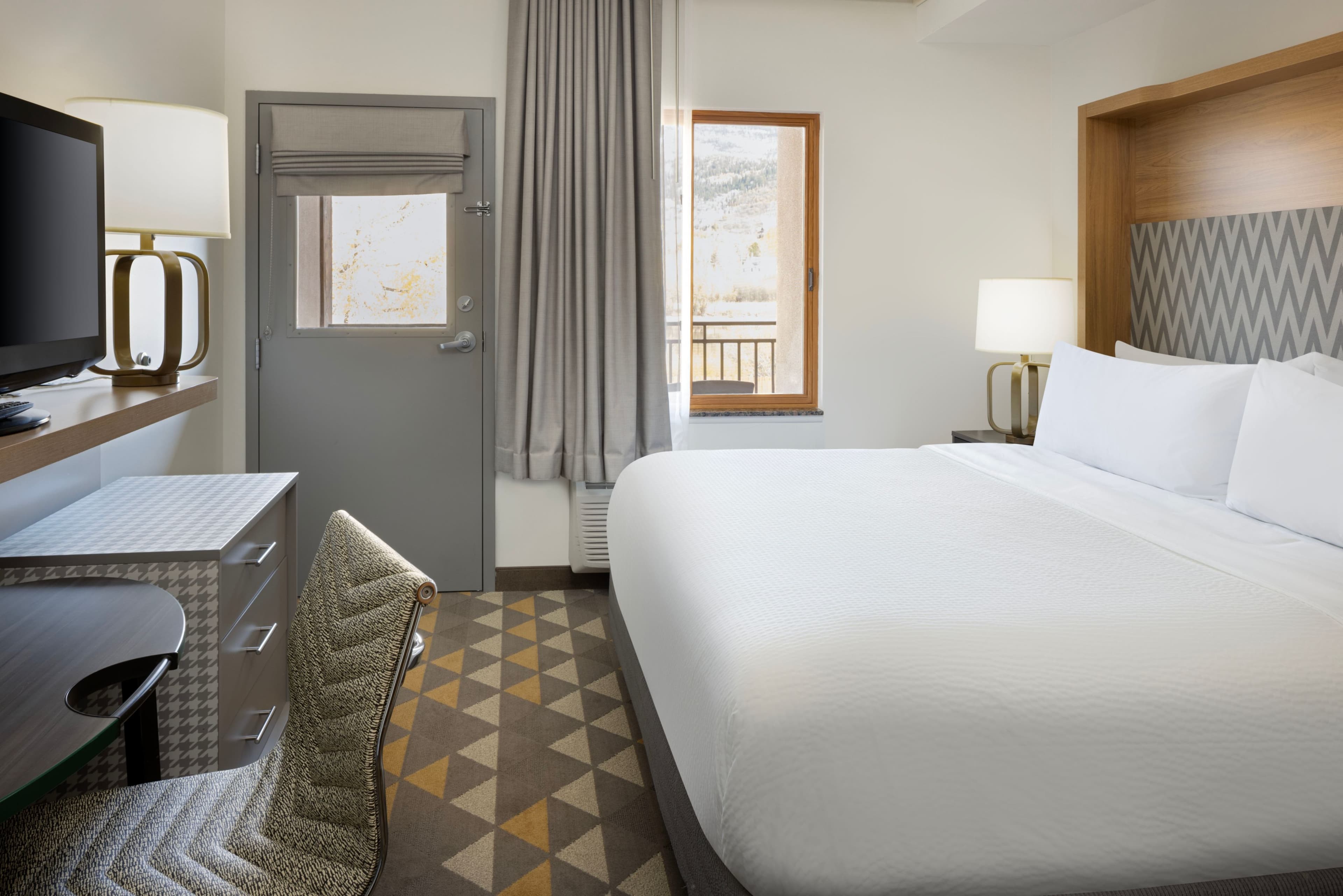 Holiday Inn Steamboat Springs - Image 2