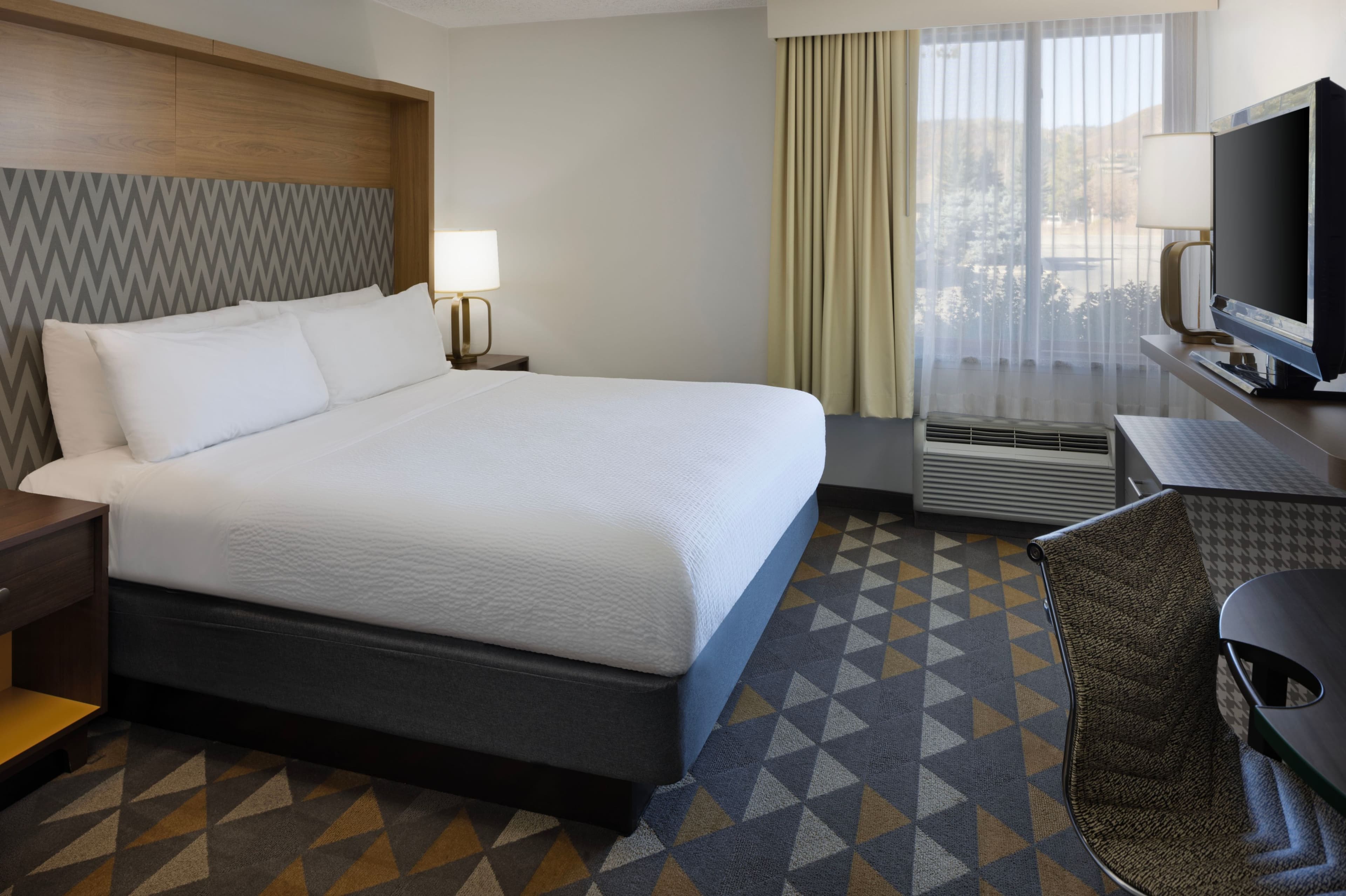 Holiday Inn Steamboat Springs — 15