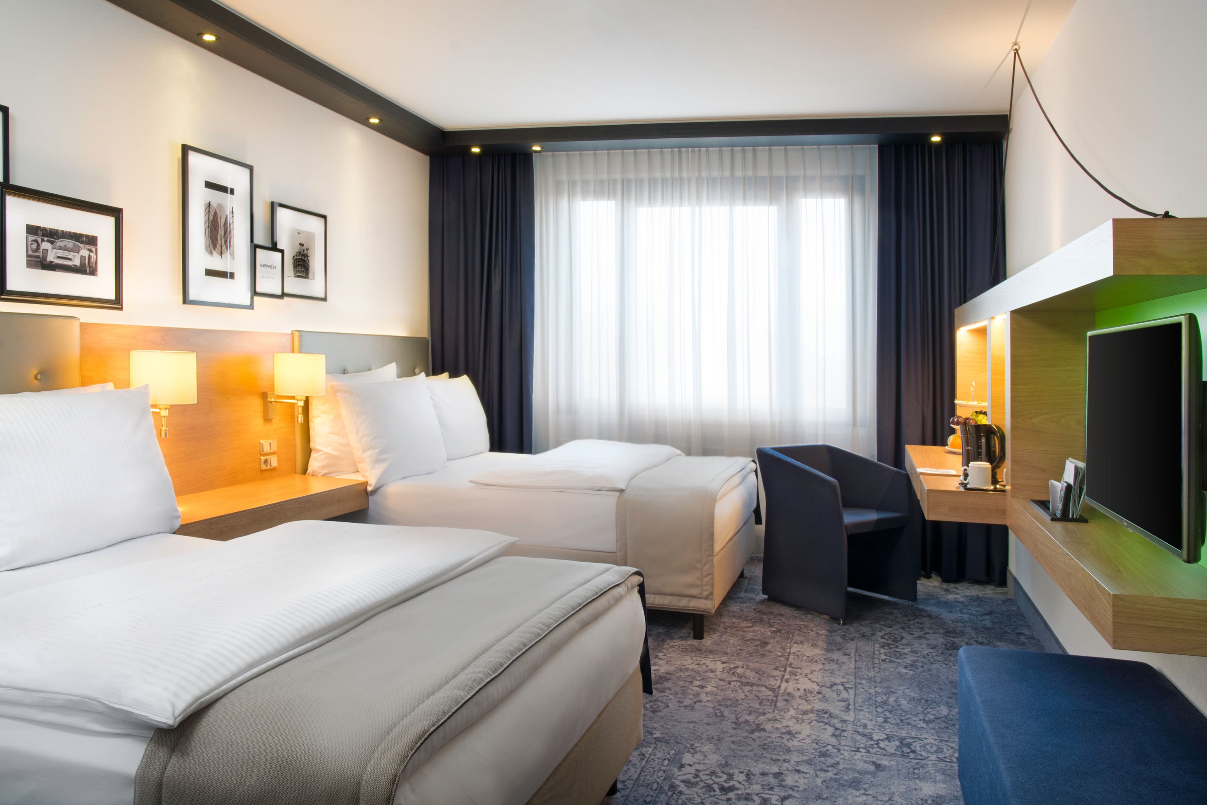 Holiday Inn Stuttgart — 13