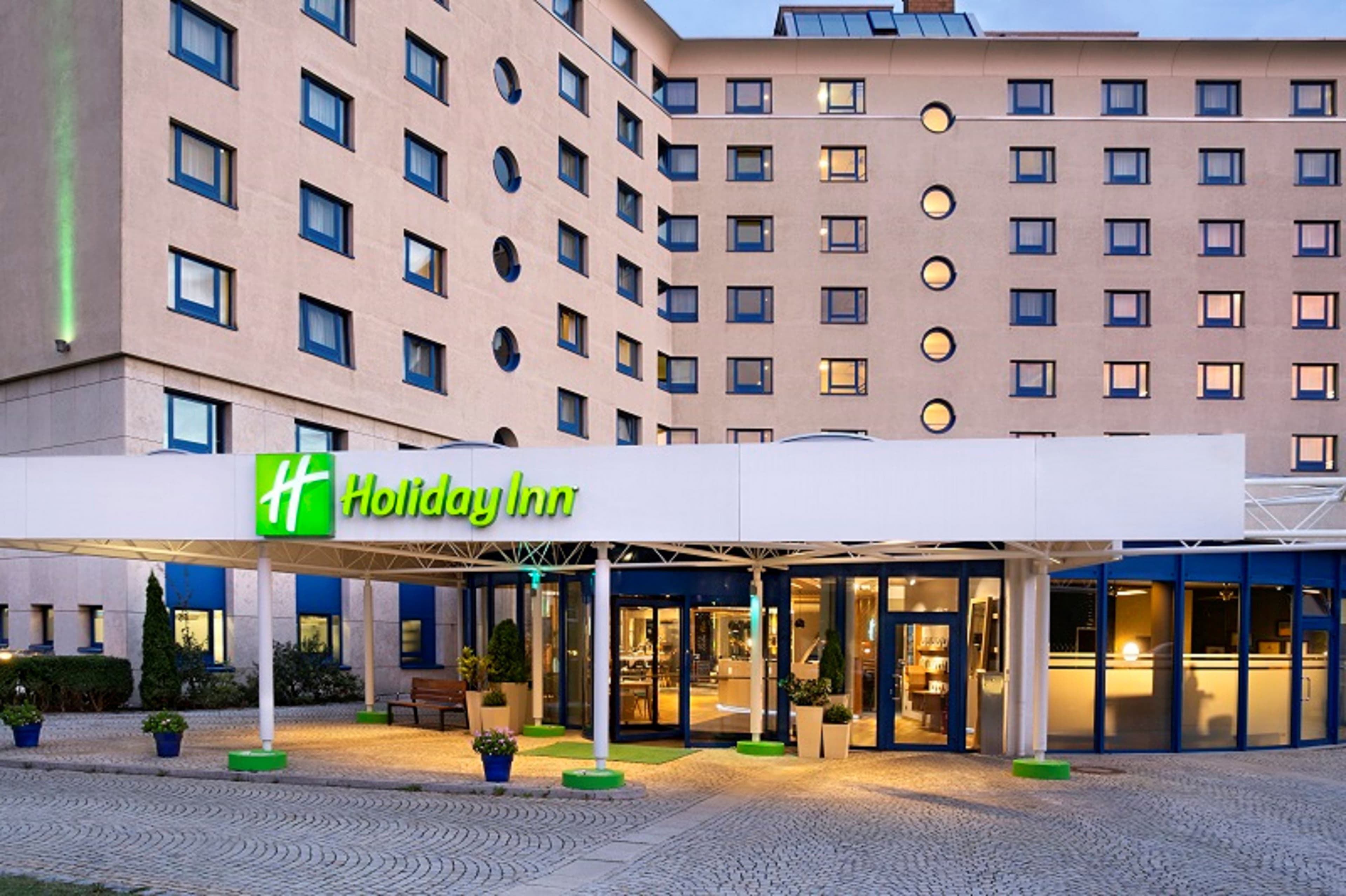 Holiday Inn Stuttgart - Image 1