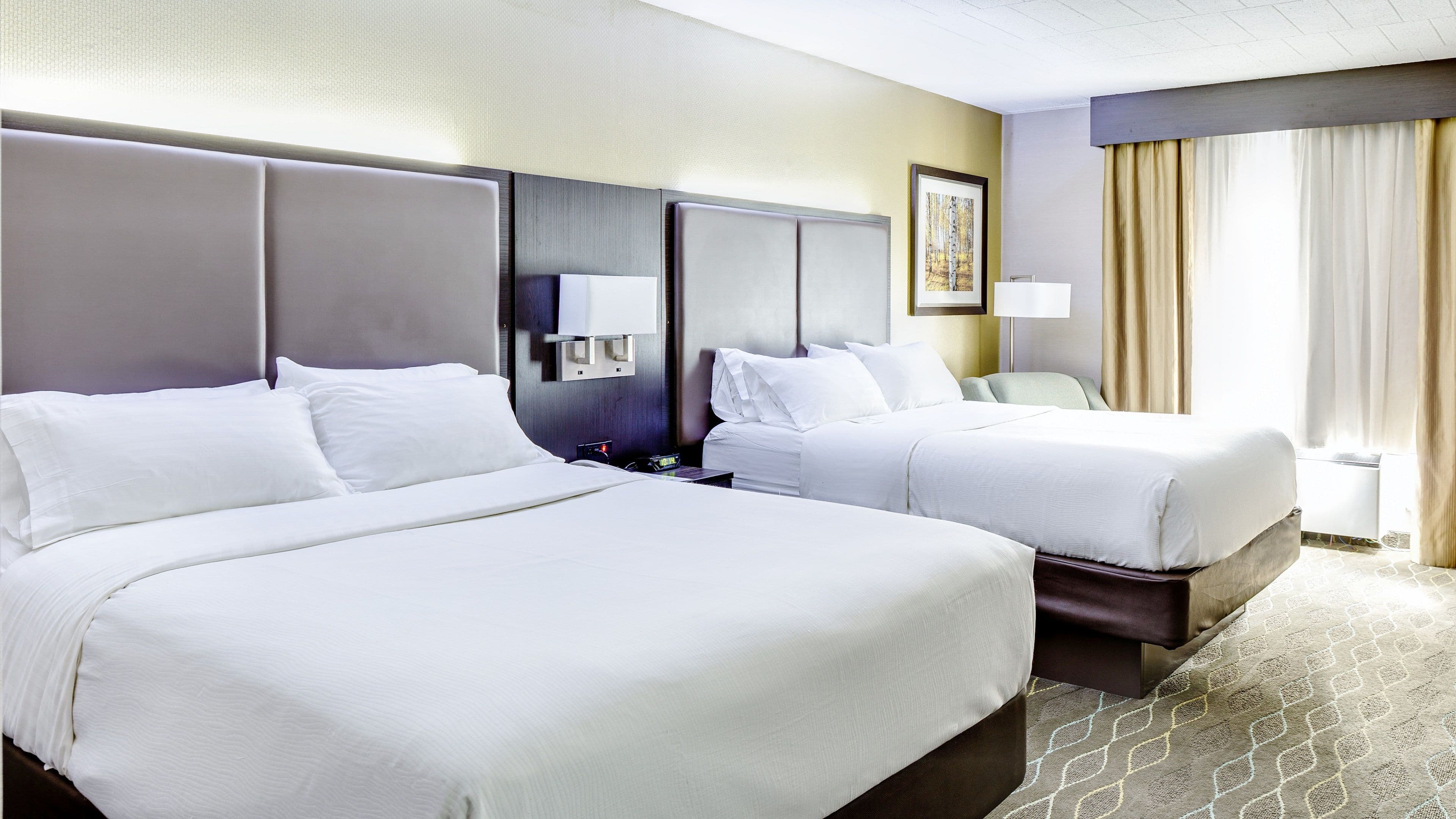 Holiday Inn Sudbury - Image 3