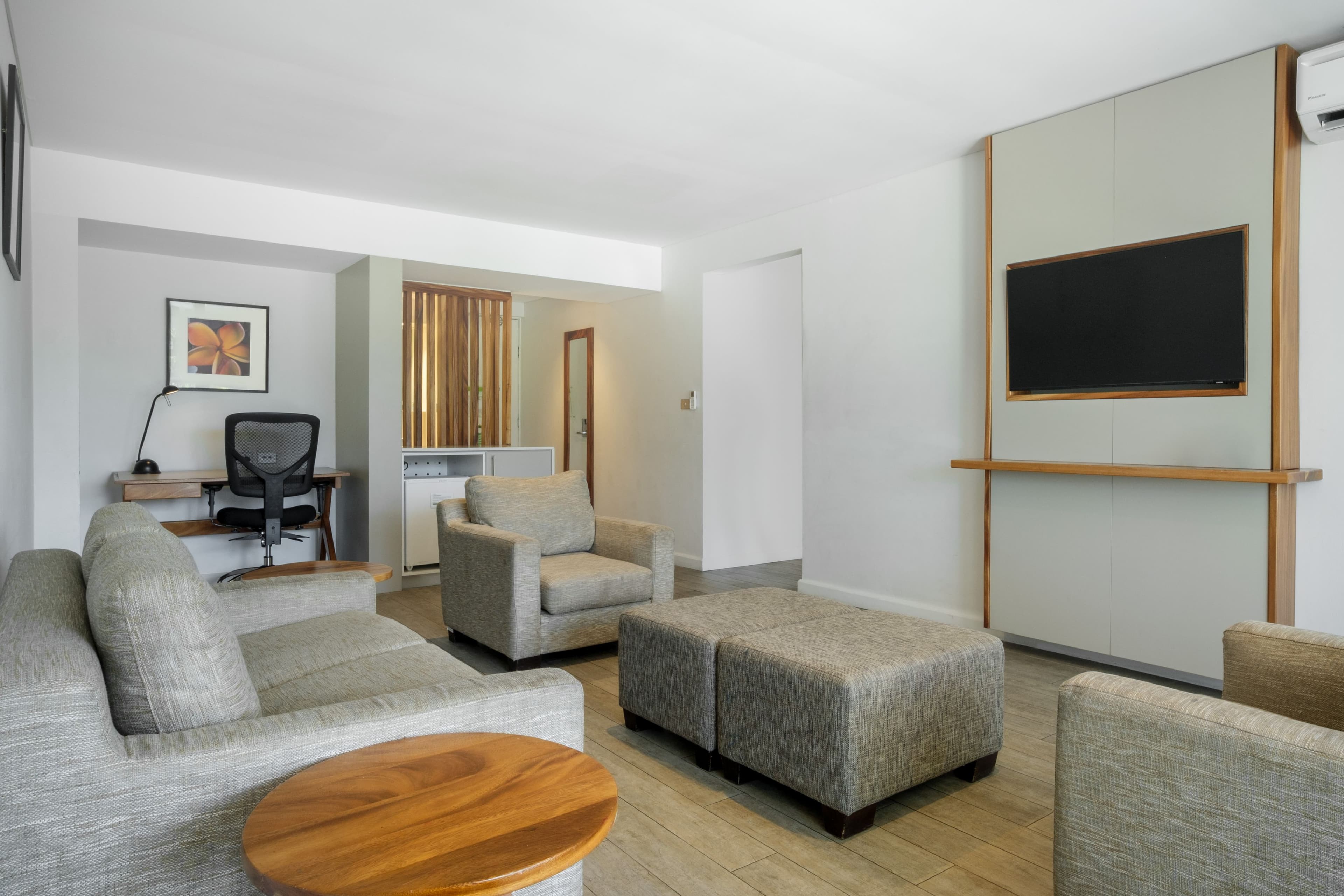 Holiday Inn Suva — 89