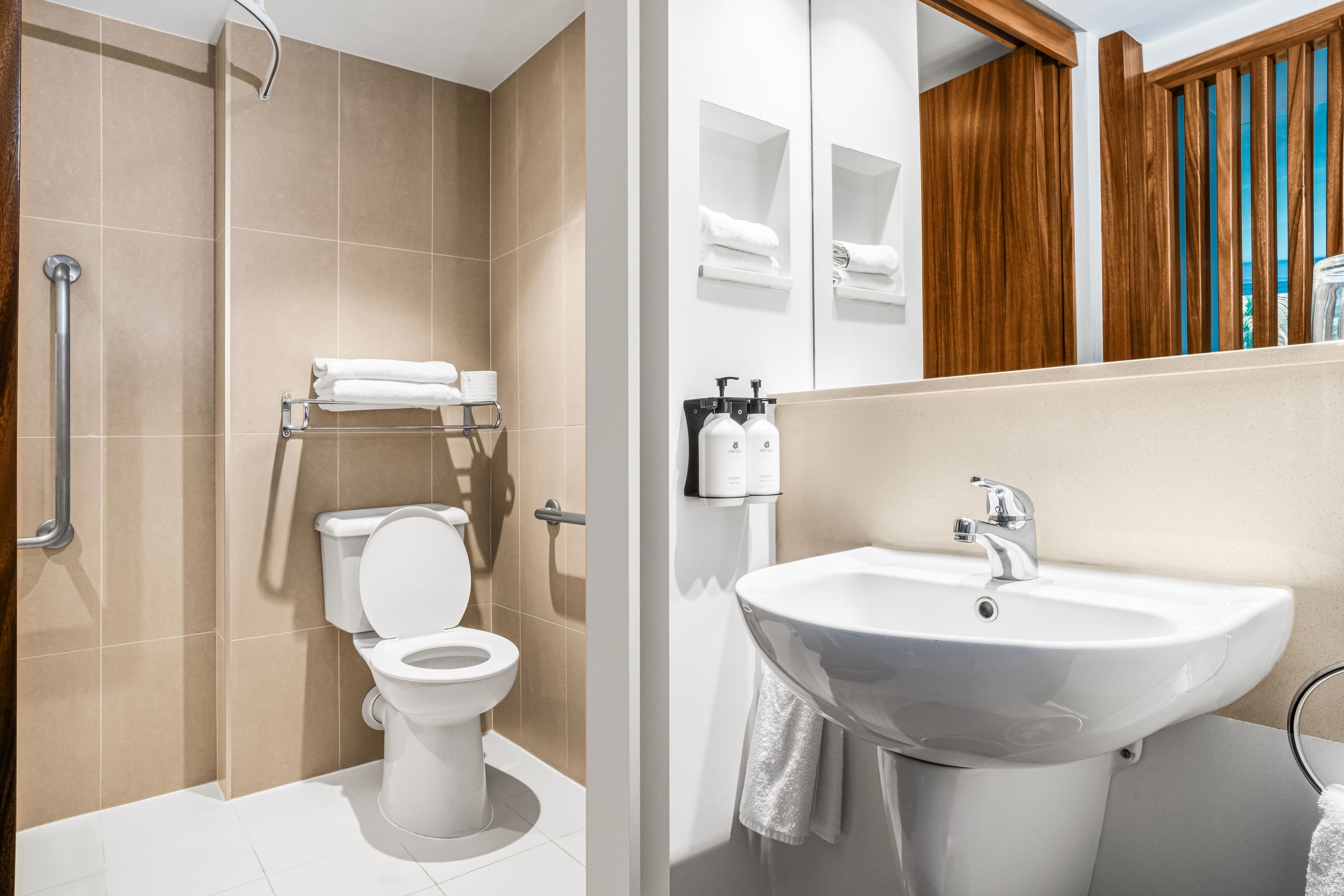 Holiday Inn Suva — 26