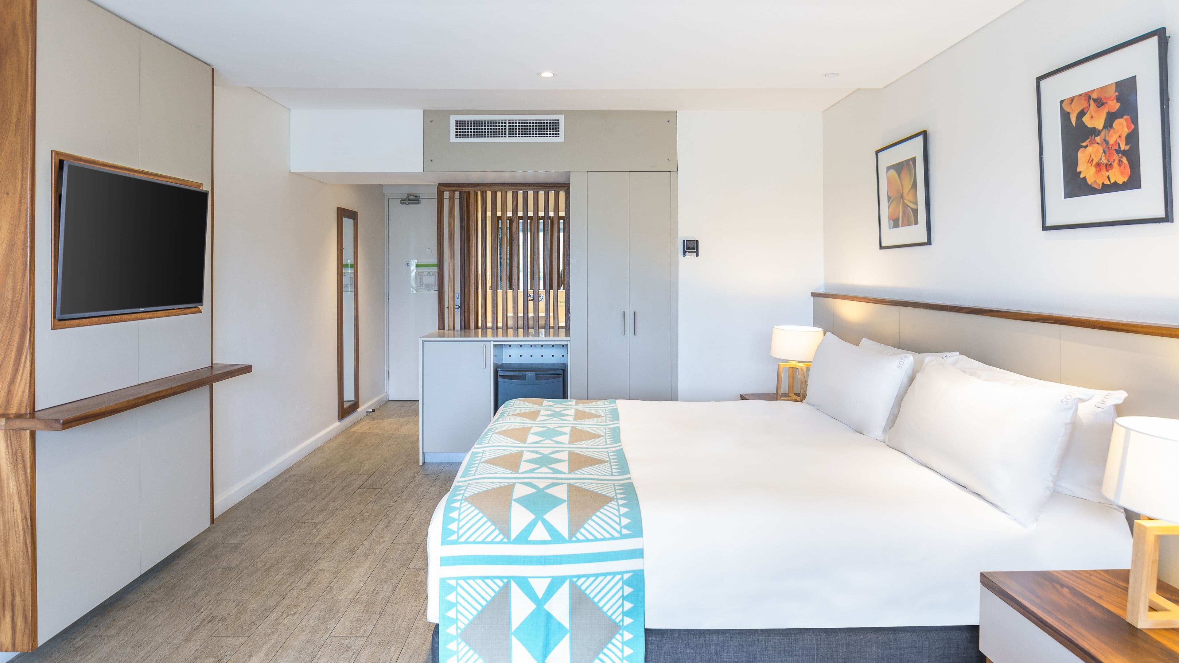 Holiday Inn Suva - Image 3