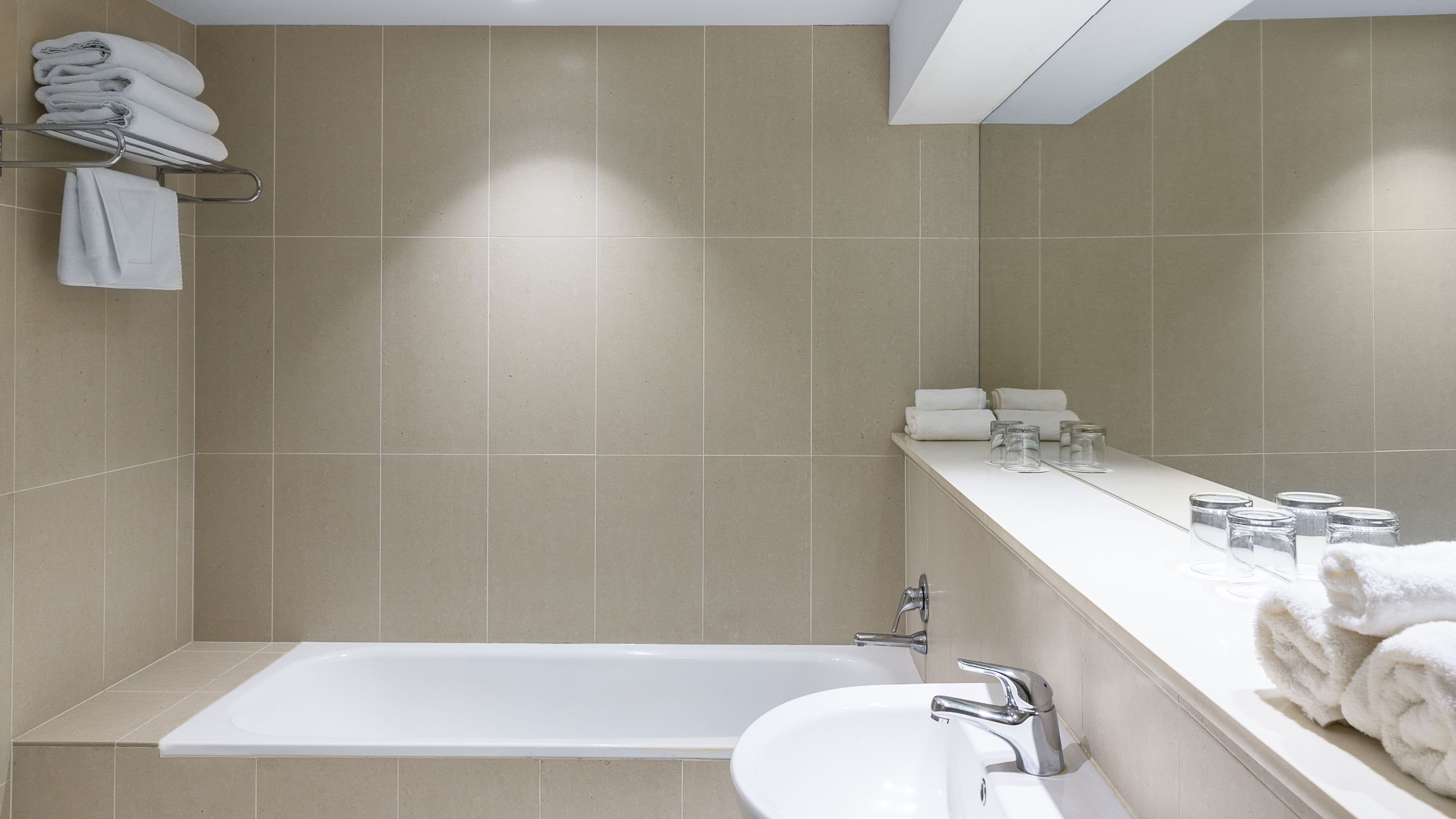 Holiday Inn Suva — 81
