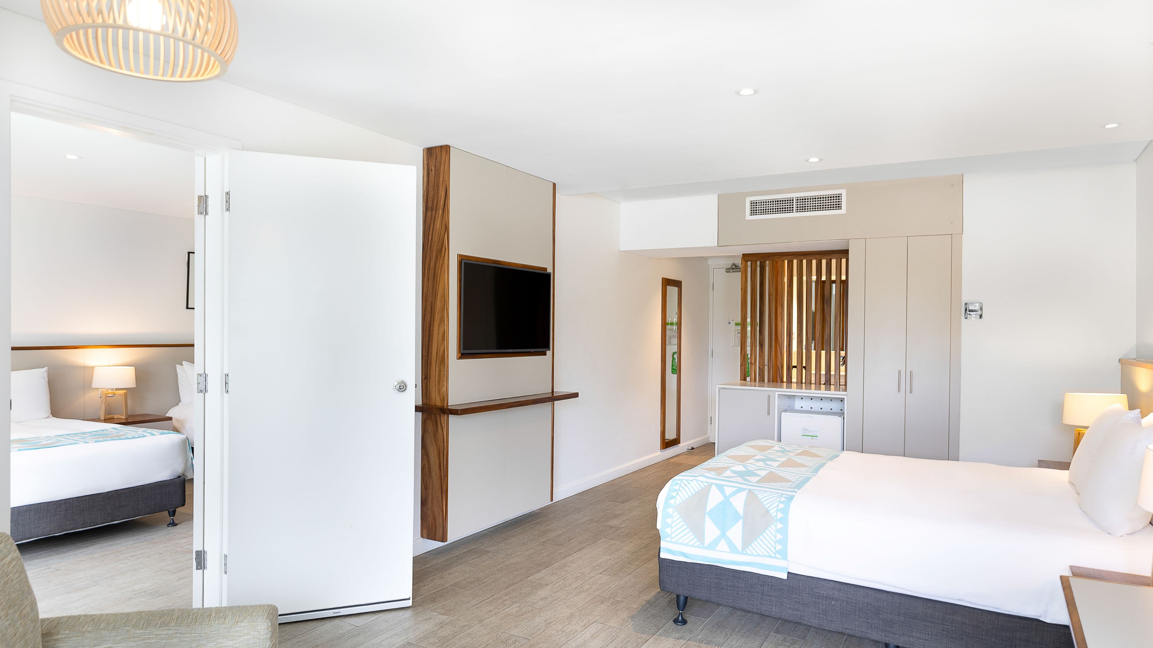Holiday Inn Suva — 33
