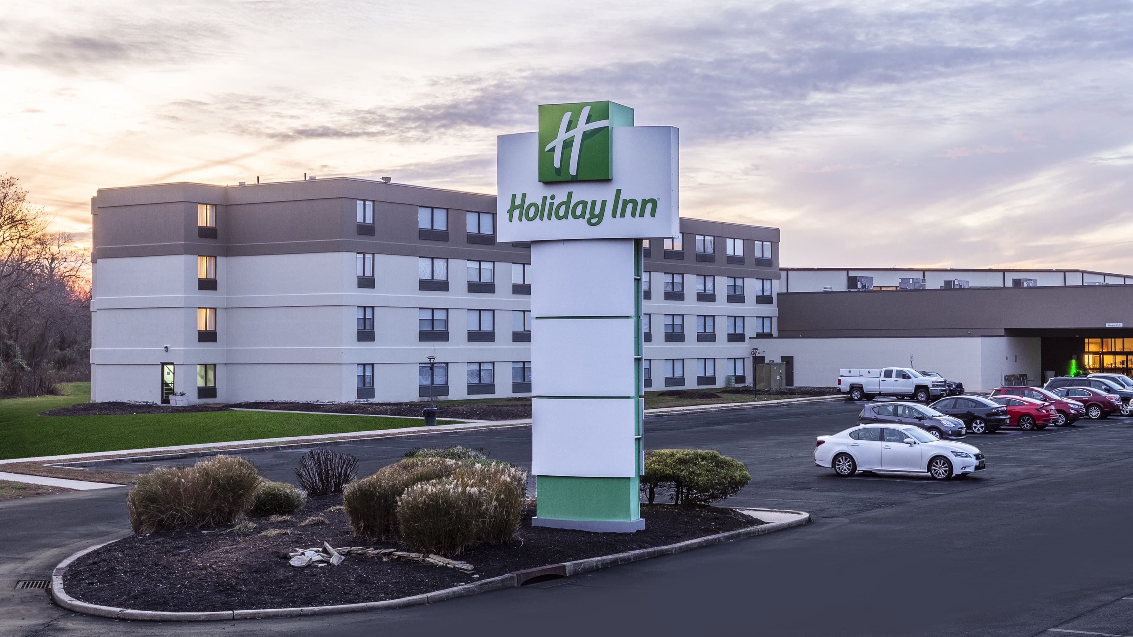 Holiday Inn Philadelphia South-Swedesboro - Image 1