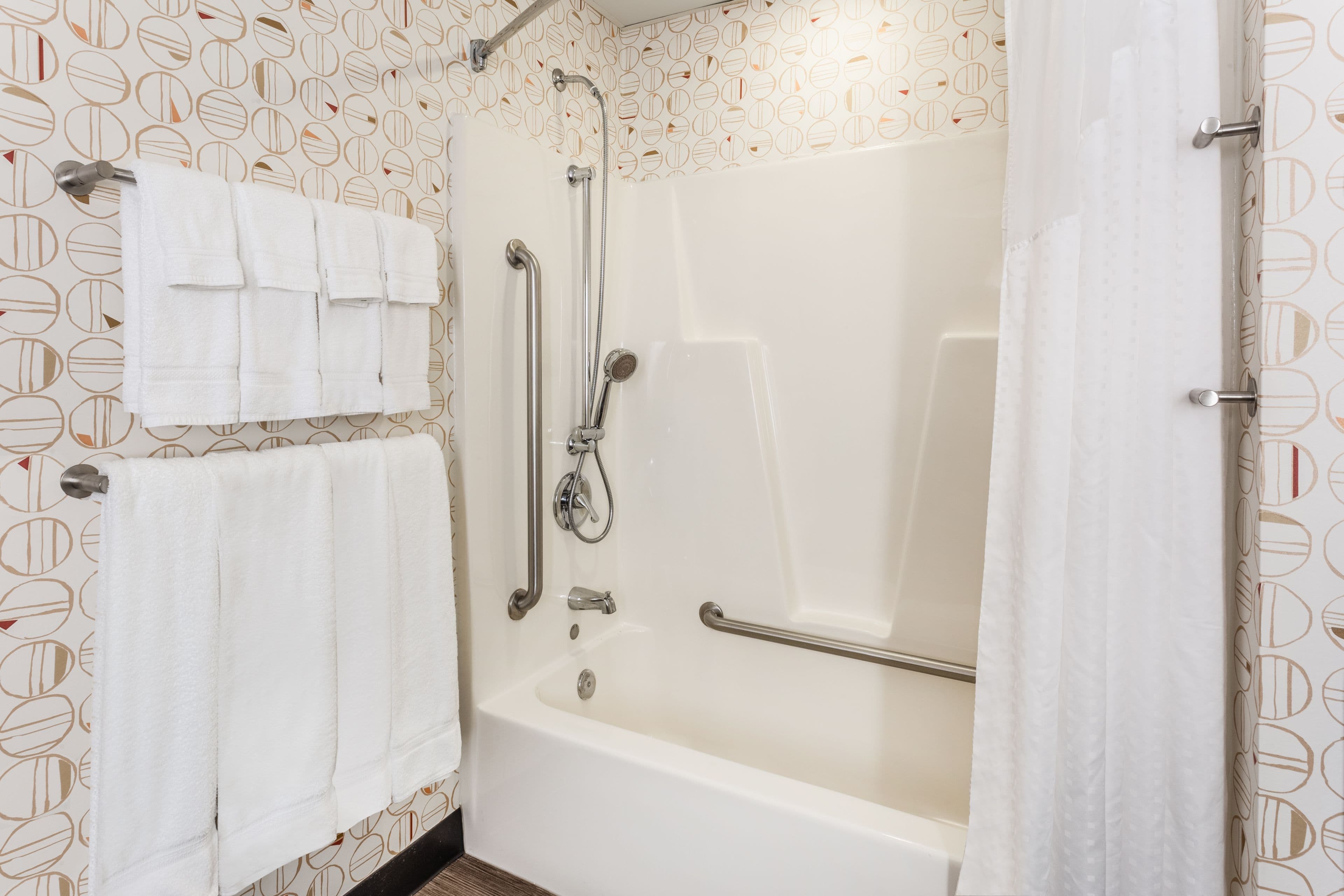 Holiday Inn Philadelphia South-Swedesboro — 14