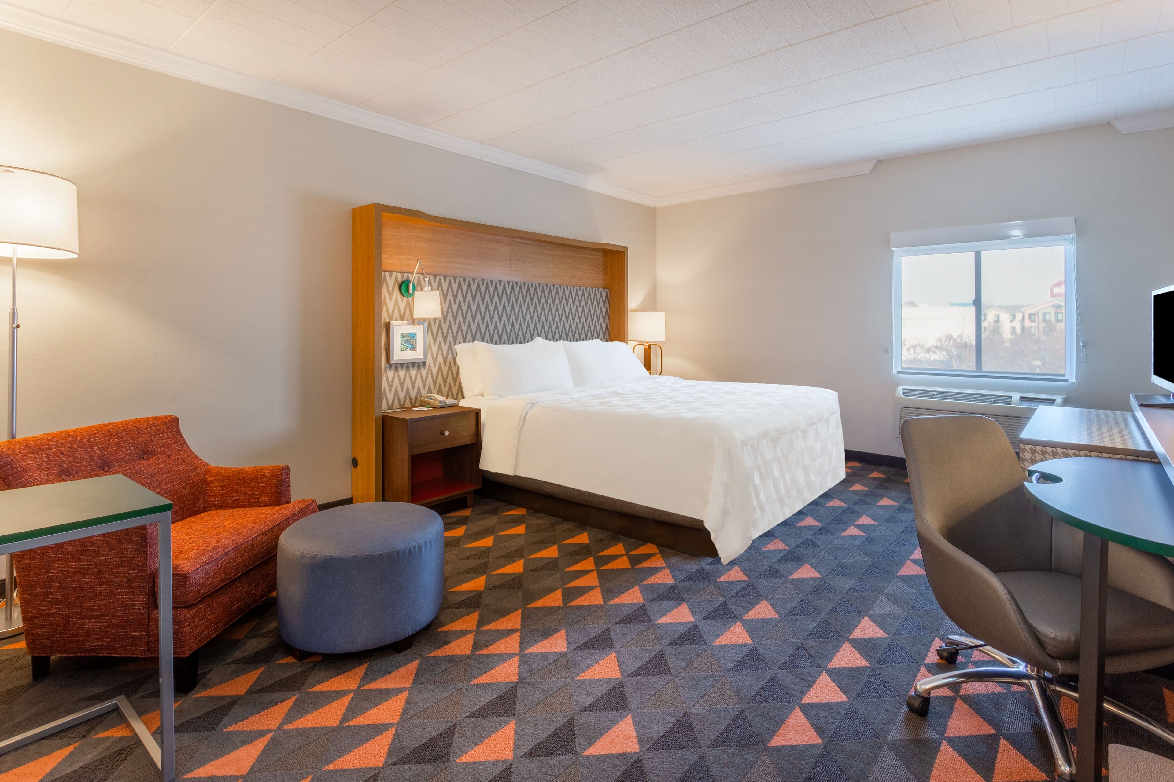 Holiday Inn Philadelphia South-Swedesboro - Image 3