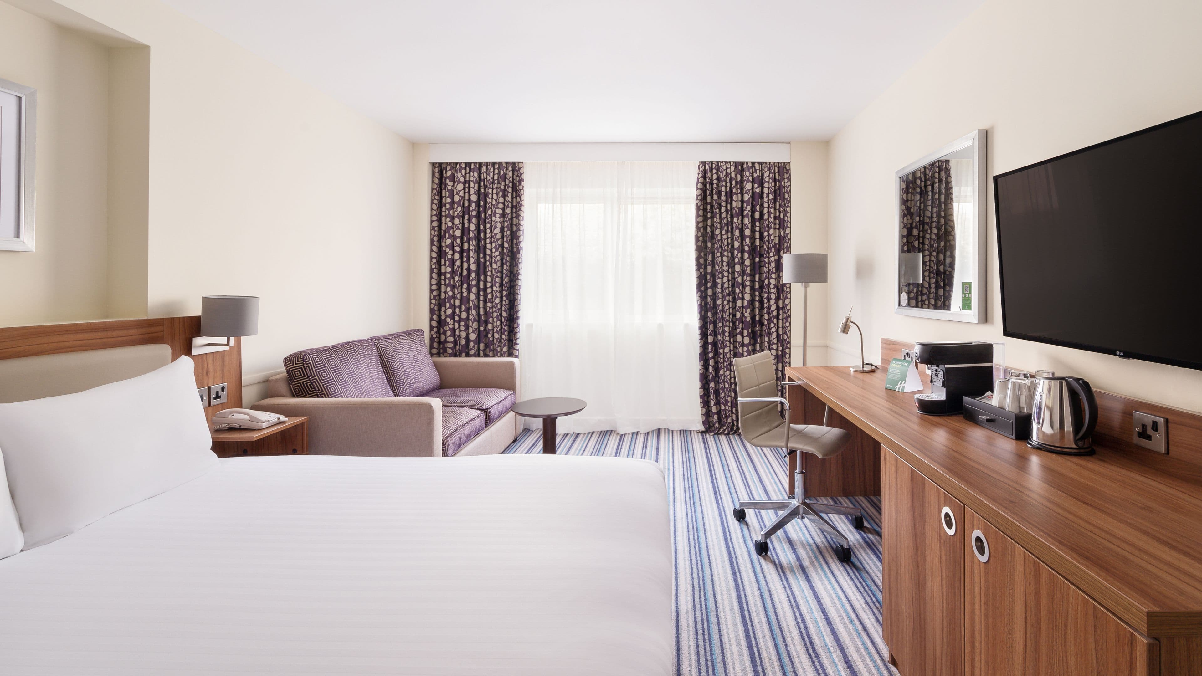 Holiday Inn Swindon — 9