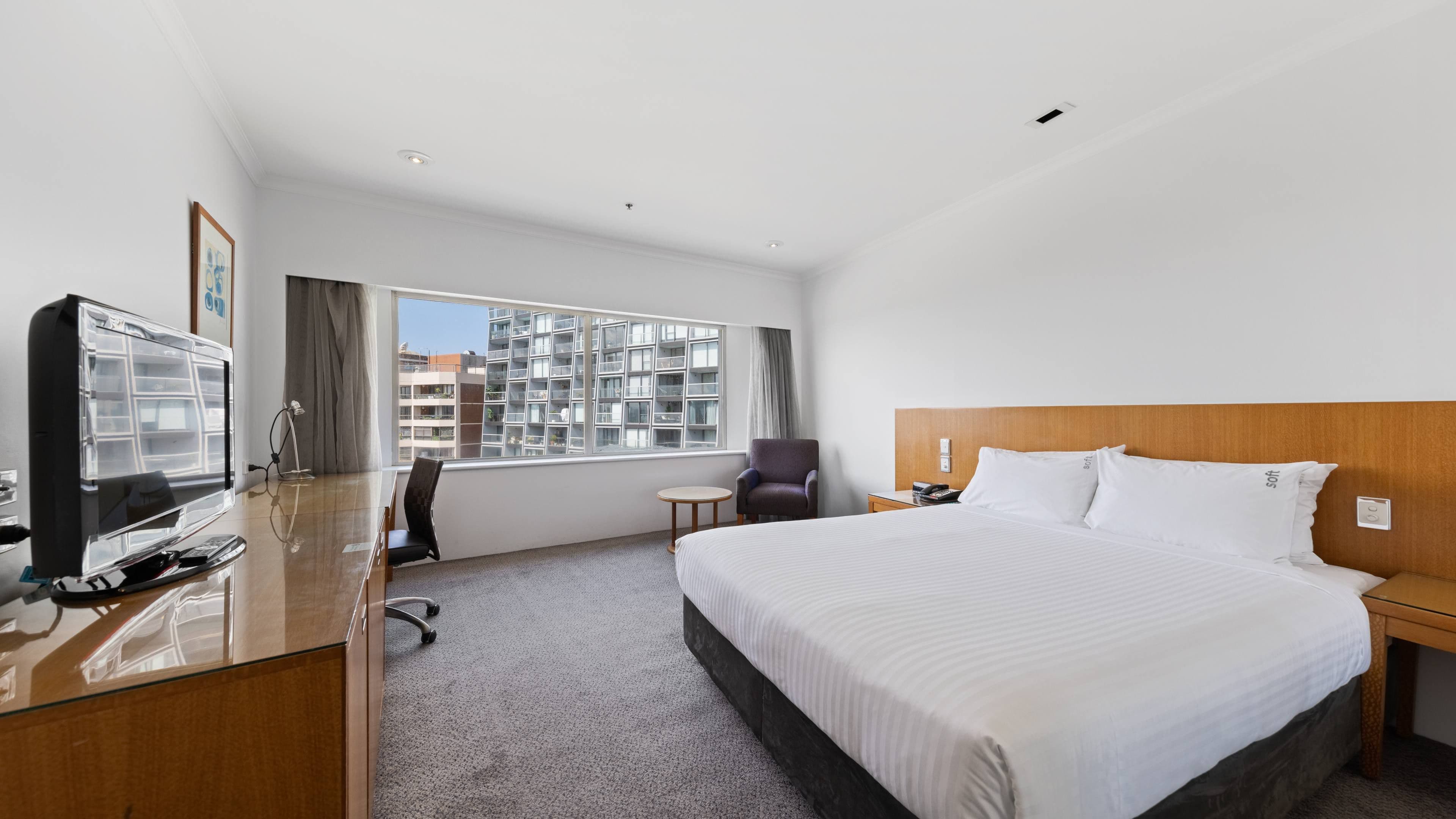 Holiday Inn Sydney - Potts Point - Image 5