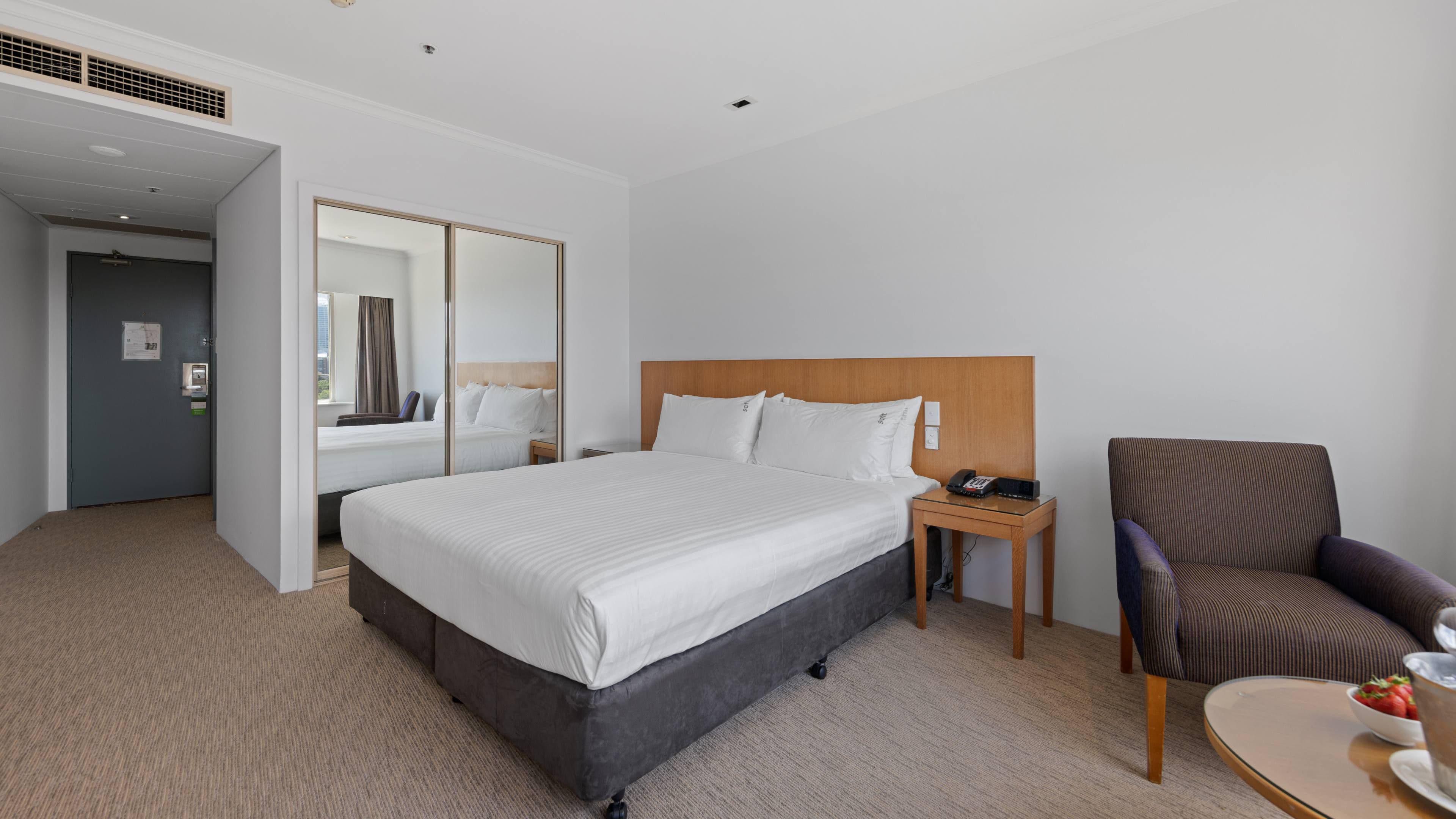 Standard Room - Image 3
