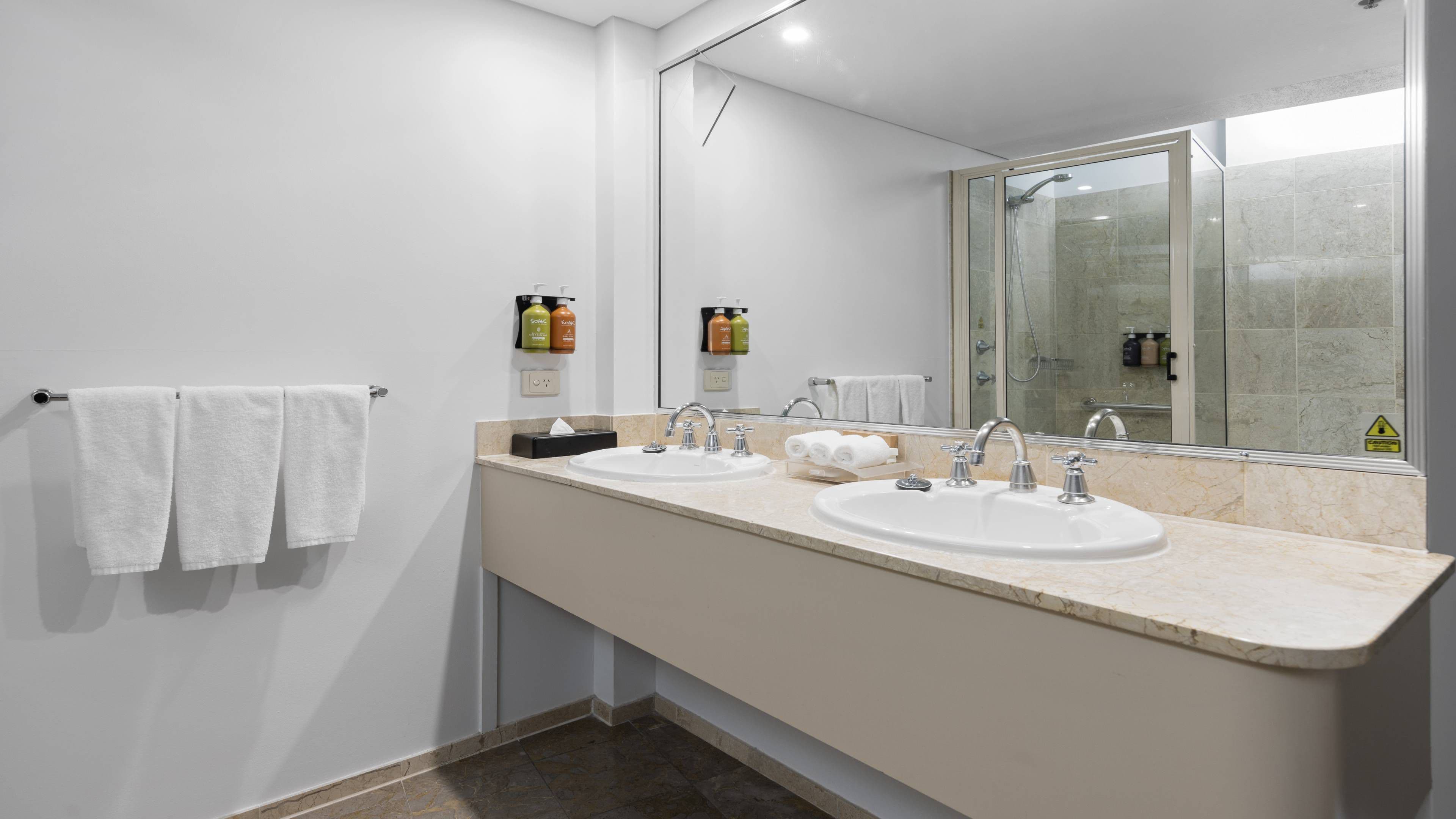 Holiday Inn Sydney - Potts Point — 38
