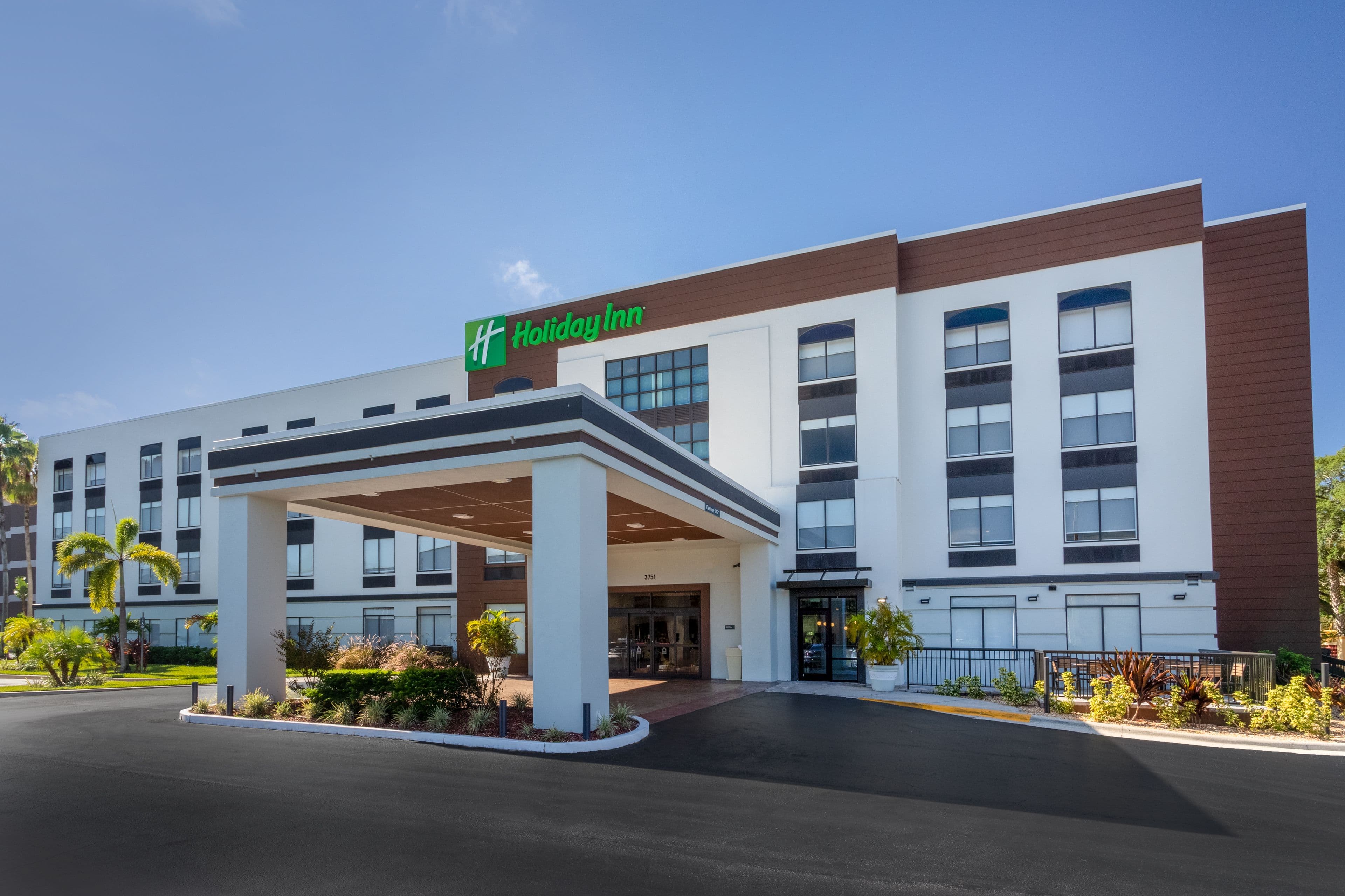 Holiday Inn Tampa North - Image 1