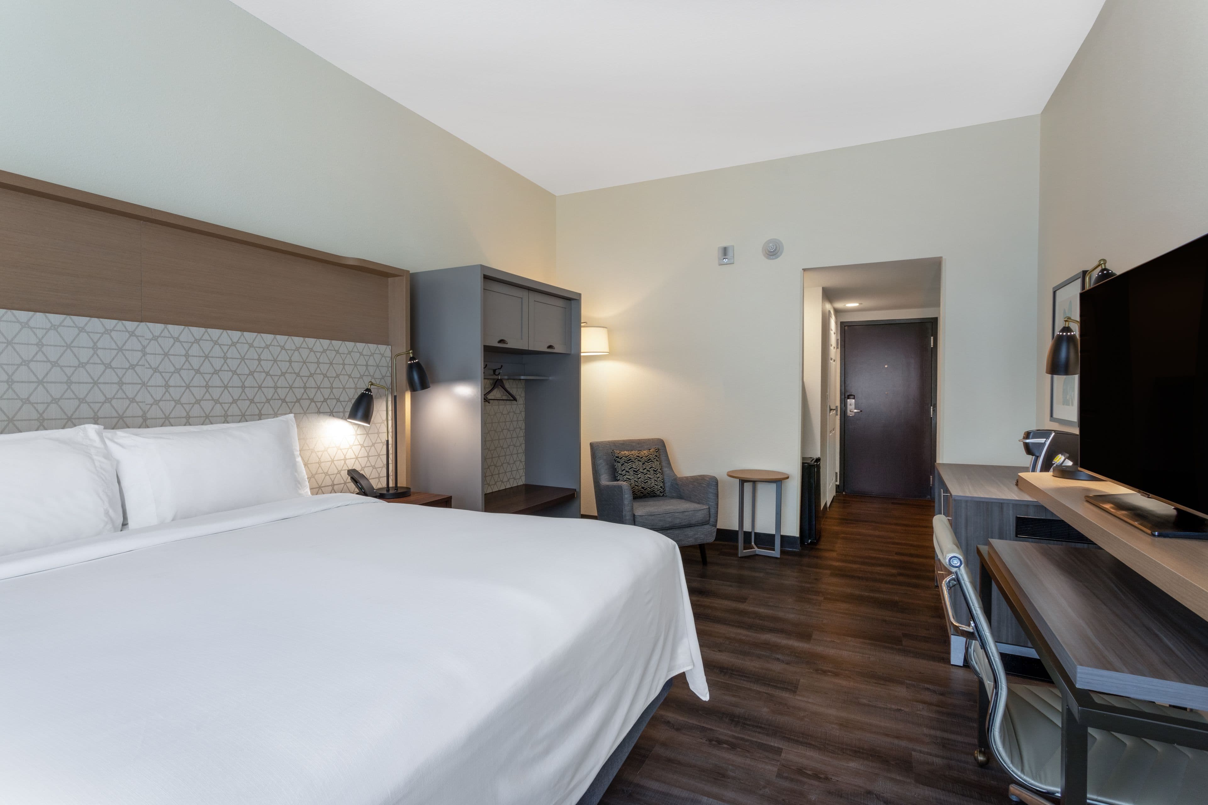 Holiday Inn Tampa North — 12
