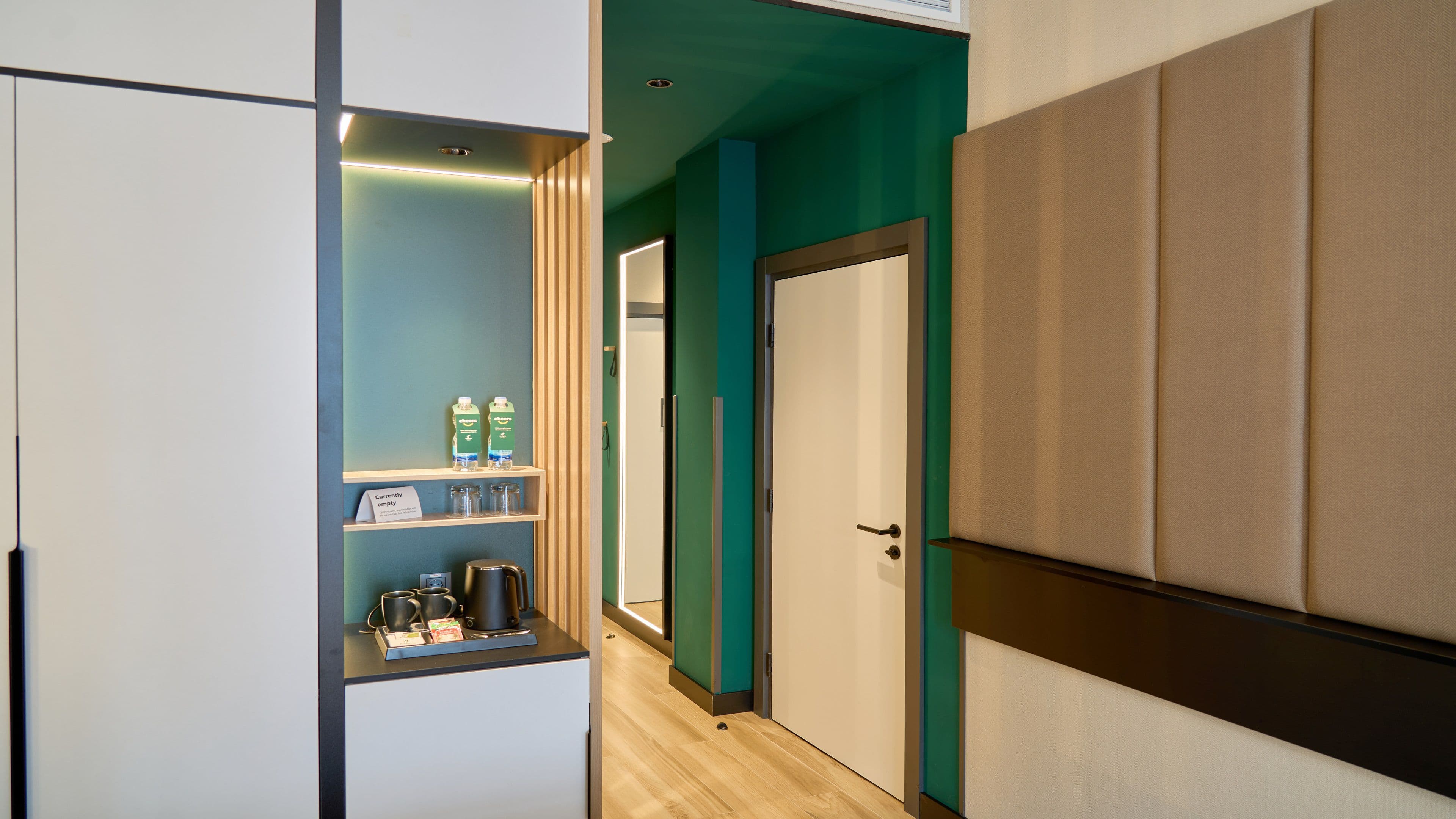 Standard Room - Image 8