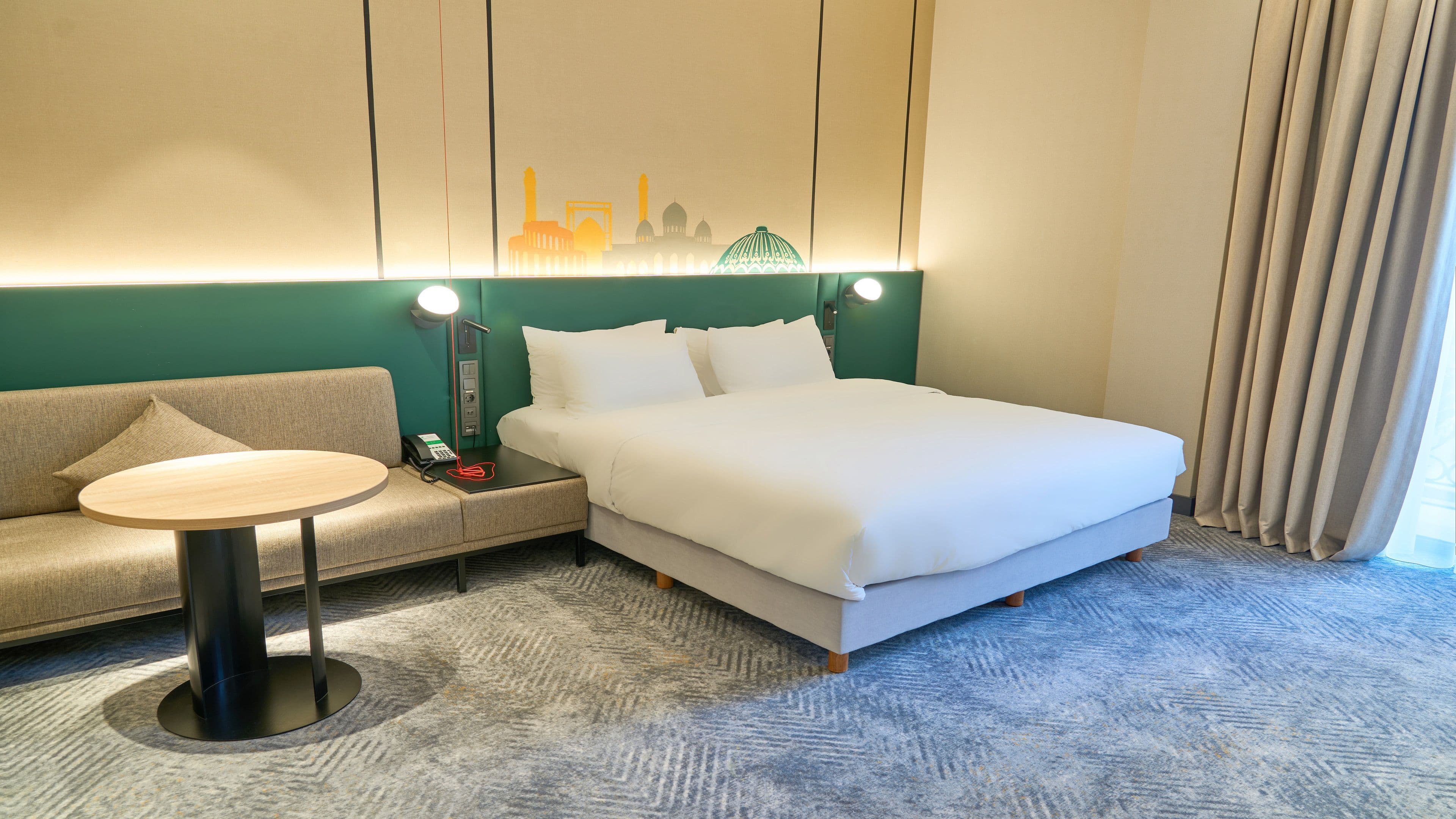 Holiday Inn Tashkent City — 31