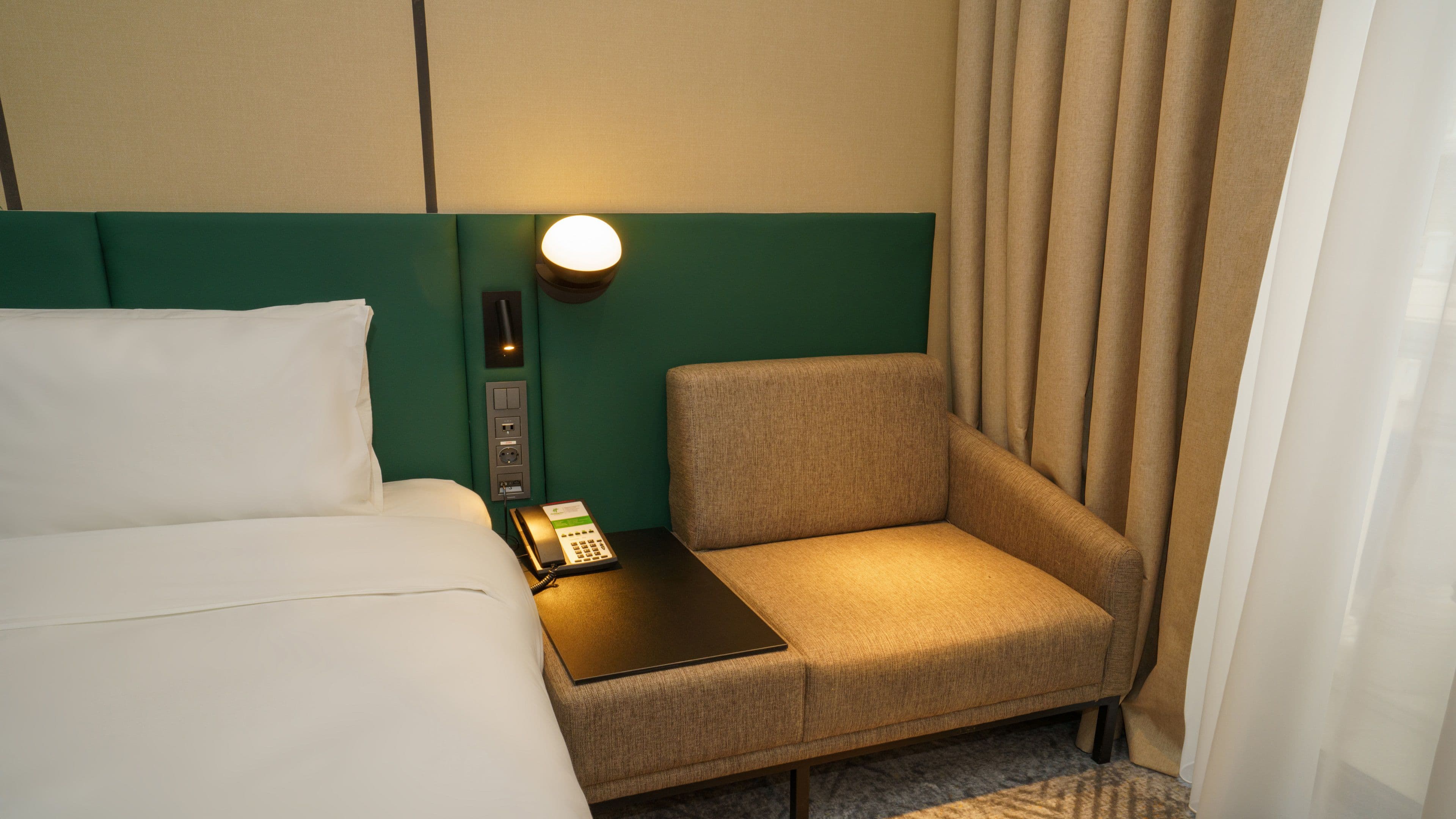 Holiday Inn Tashkent City — 23