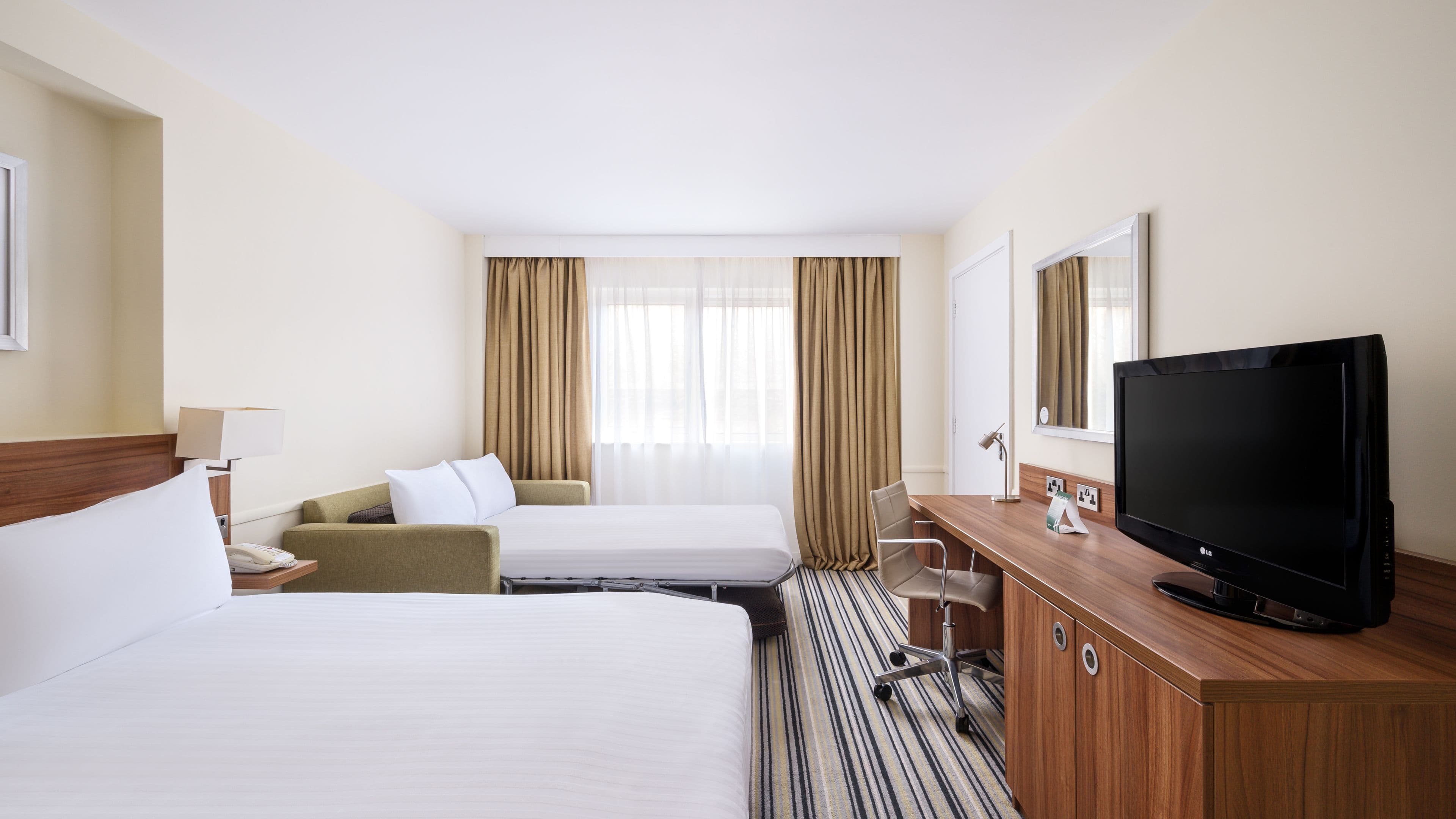 Holiday Inn Taunton M5, Jct.25 — 44