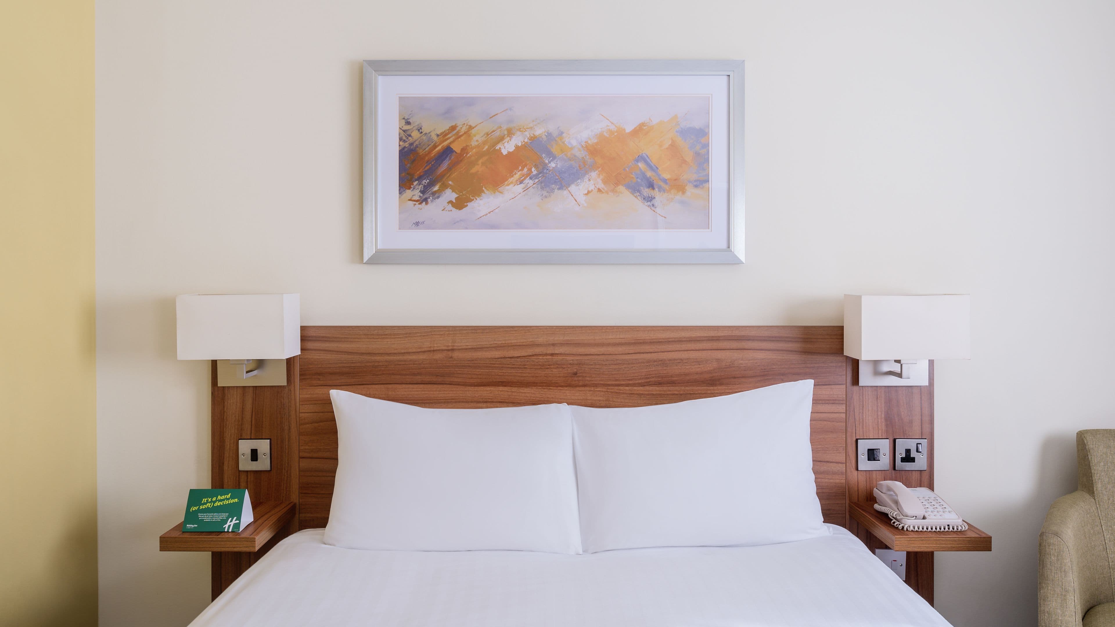 Holiday Inn Taunton M5, Jct.25 — 23