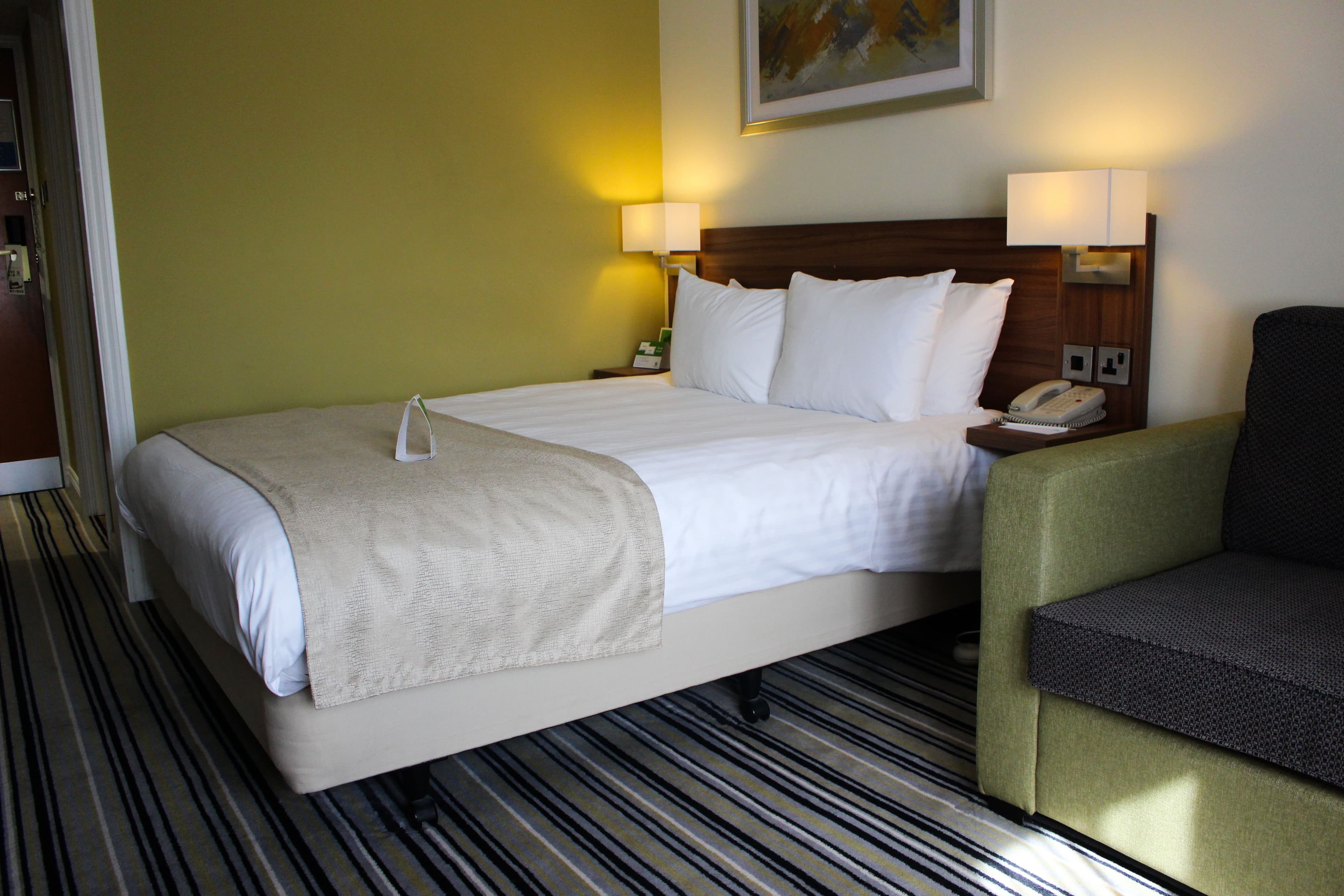 Holiday Inn Taunton M5, Jct.25 — 13