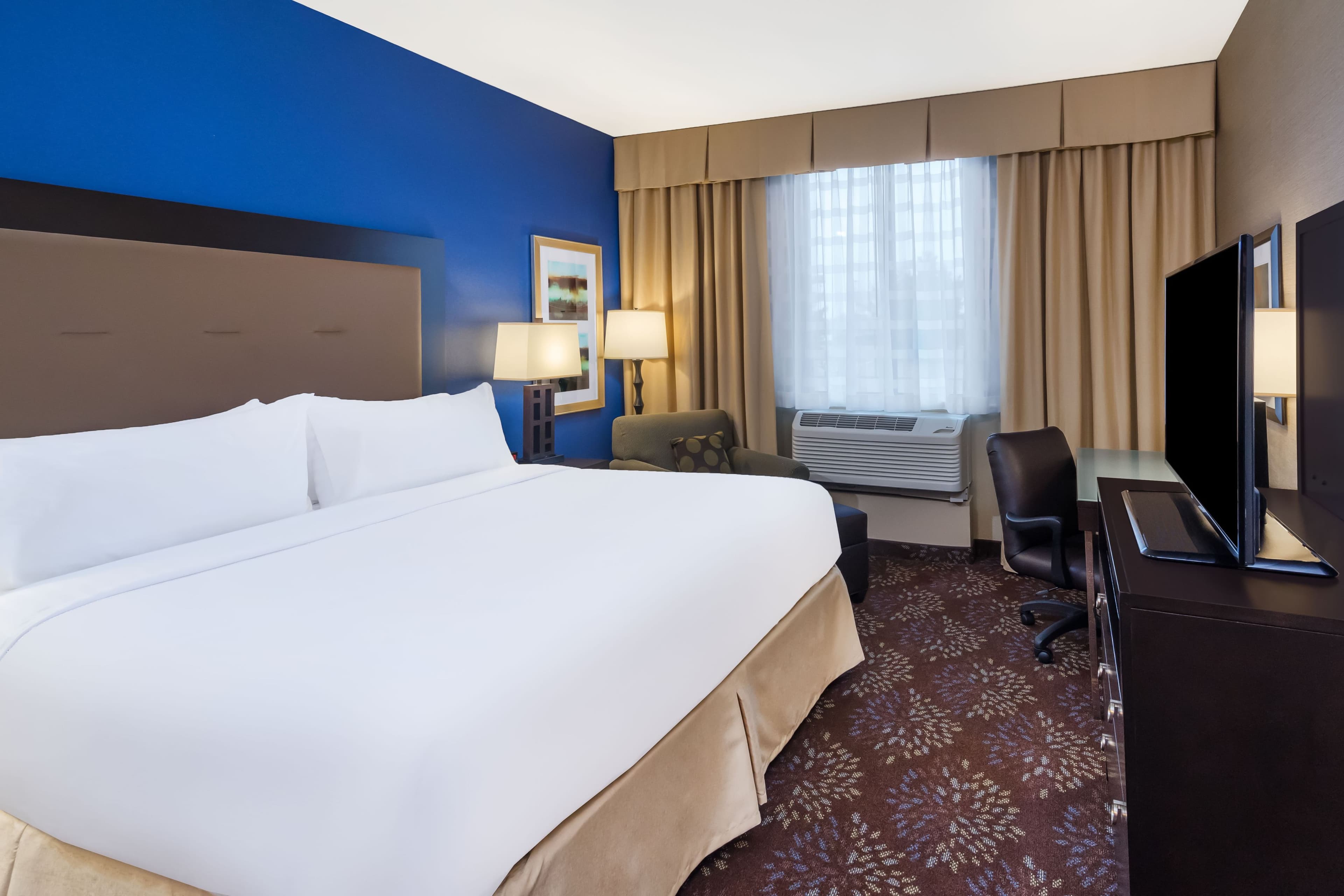 Holiday Inn Terre Haute — 4