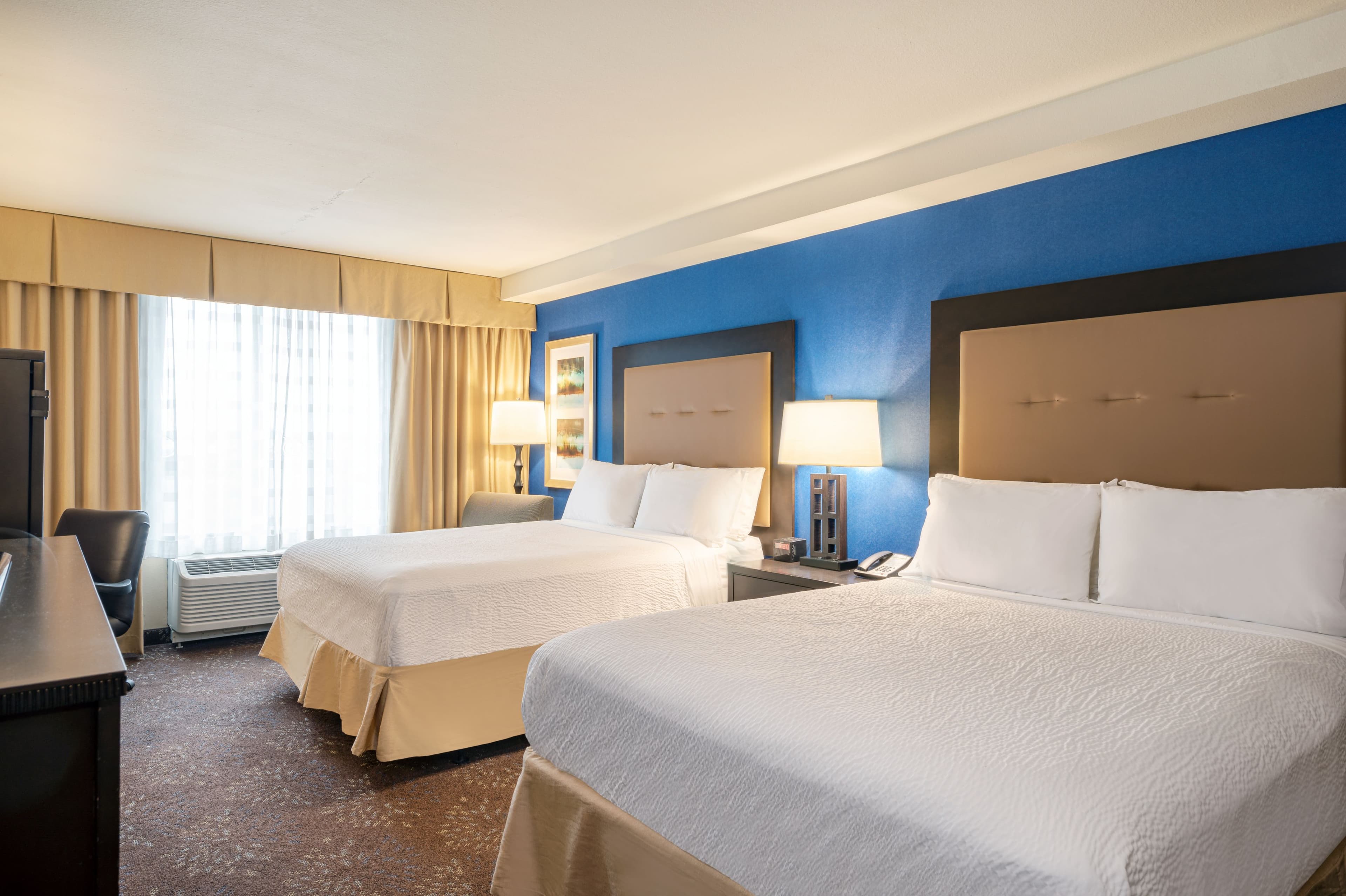 Holiday Inn Terre Haute — 39