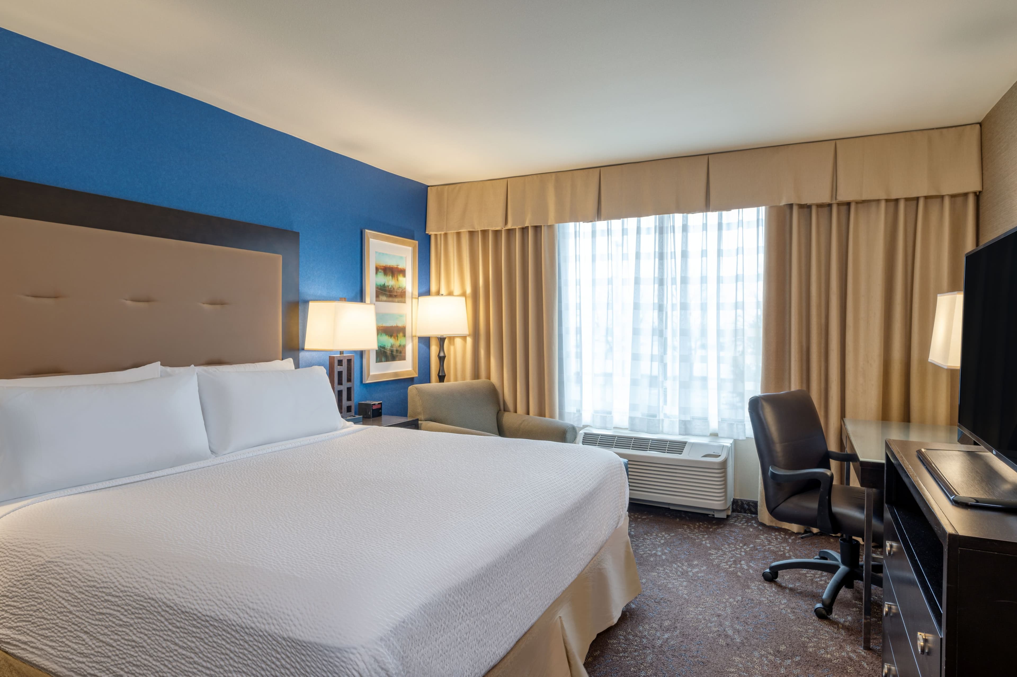 Holiday Inn Terre Haute — 8
