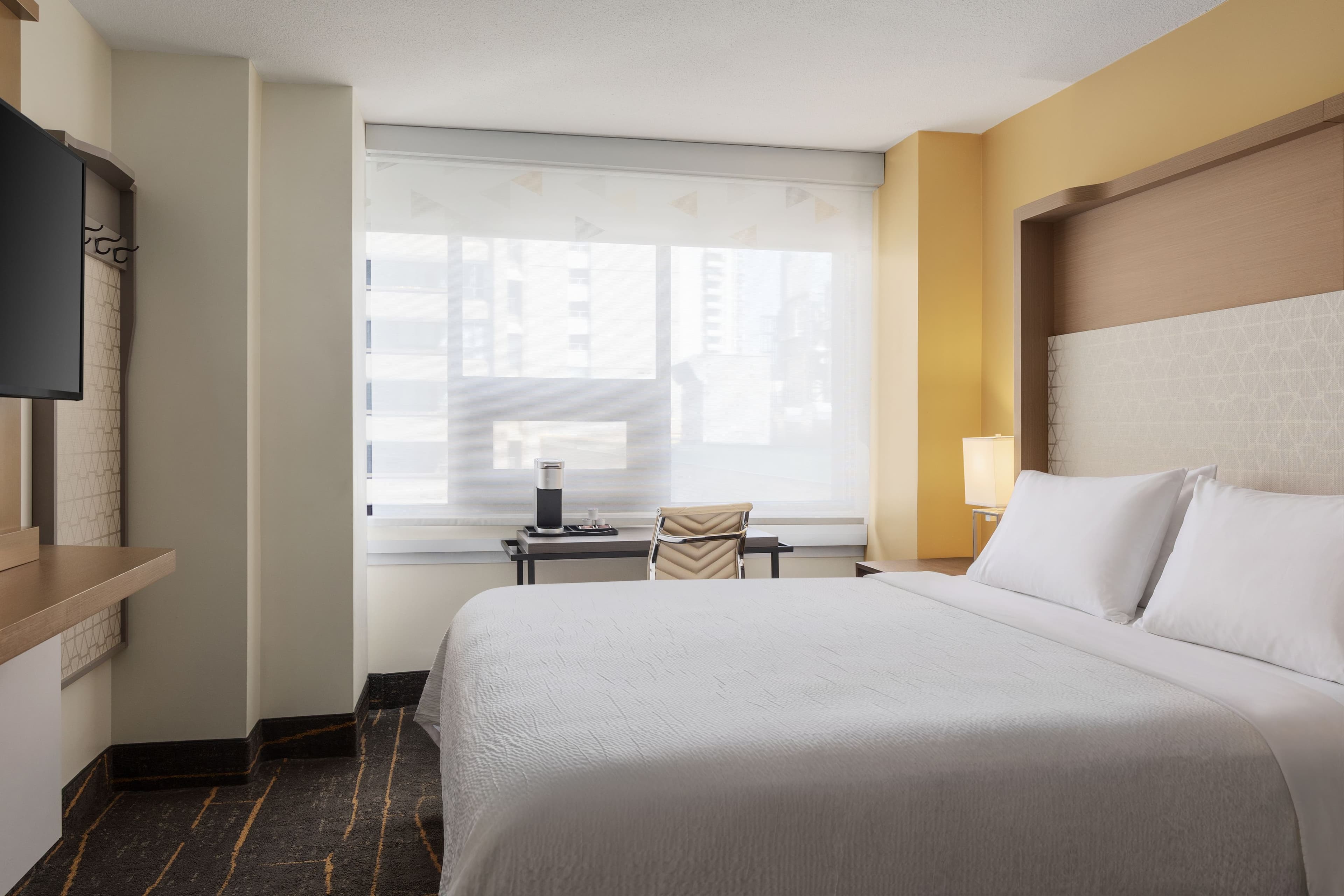 Holiday Inn Toronto Downtown Centre — 7