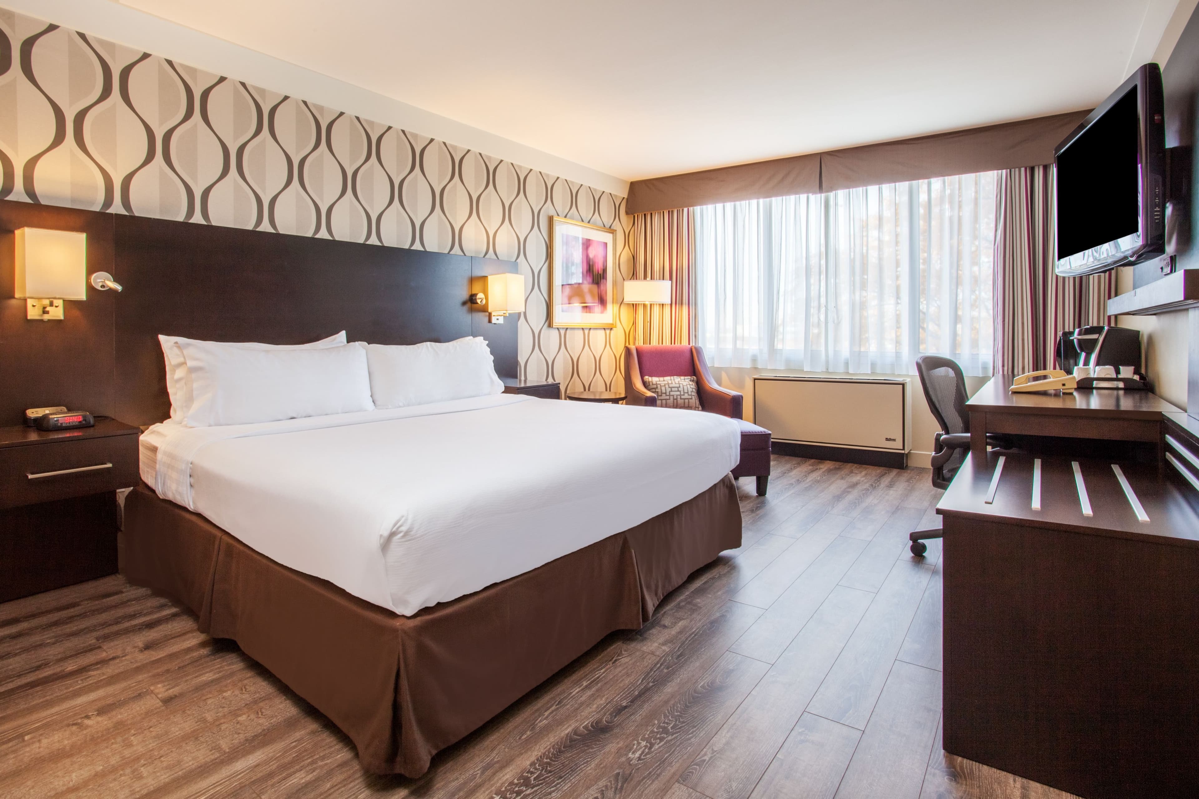 Holiday Inn Toronto International Airport - Image 4
