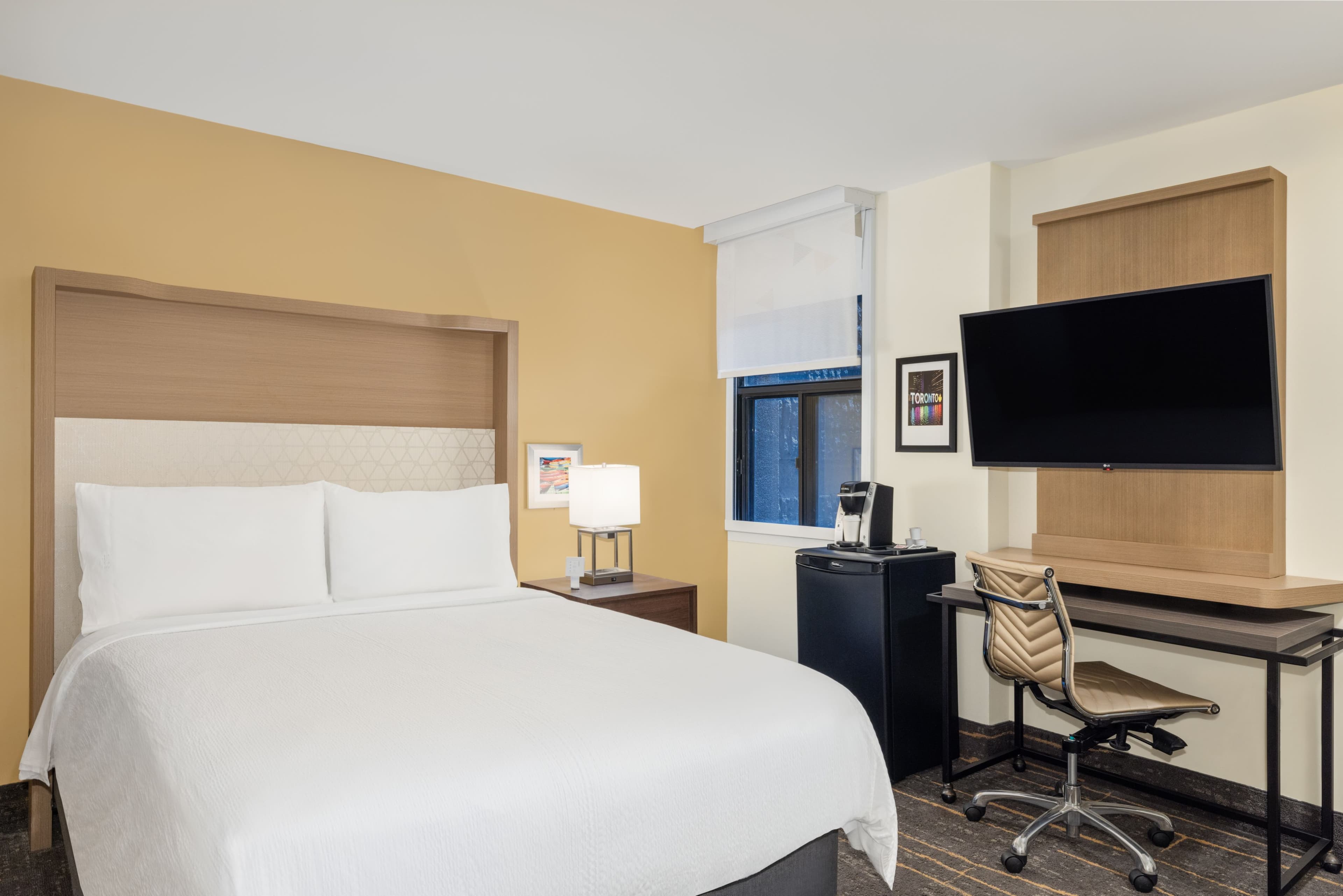 Holiday Inn Toronto Downtown Centre — 7