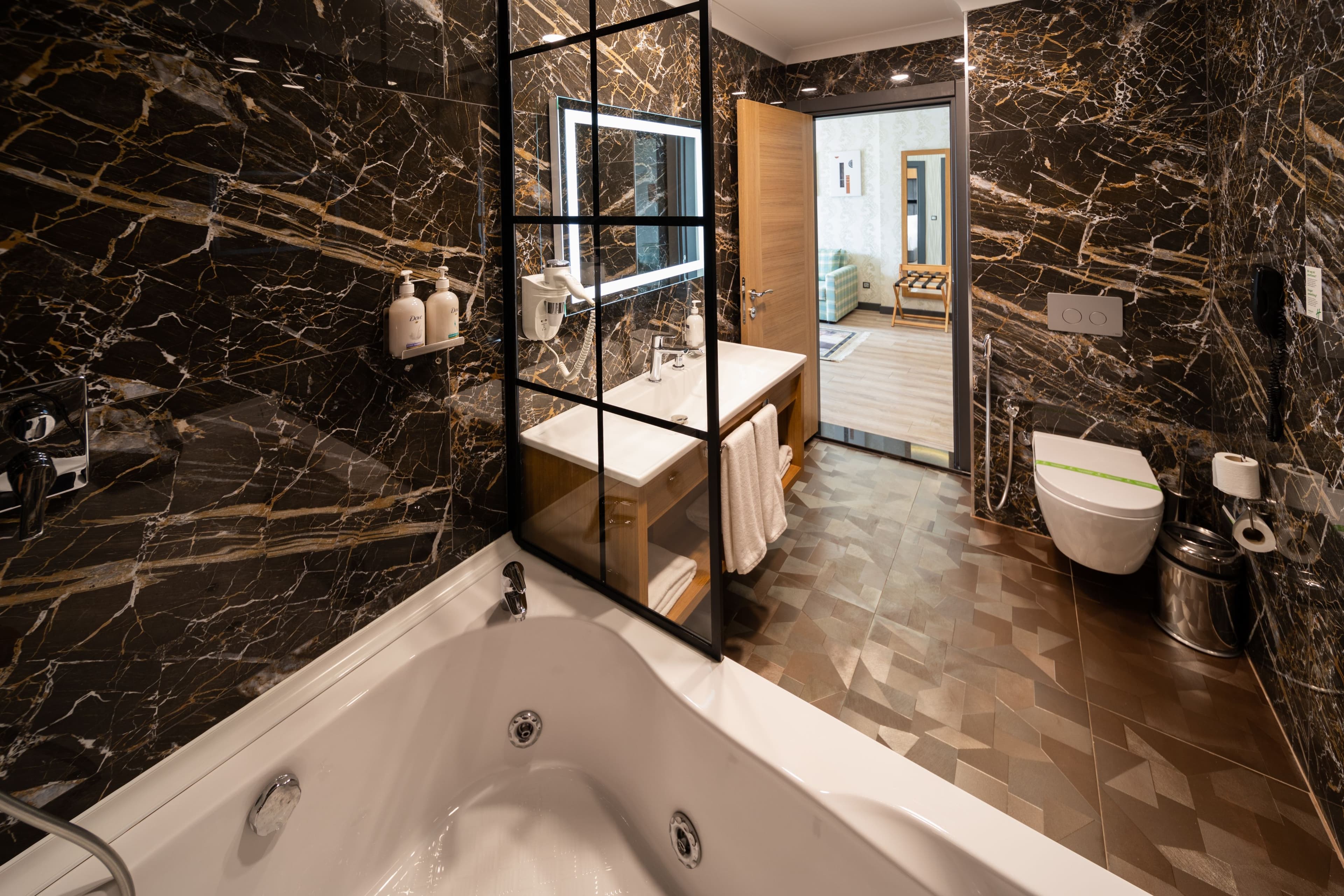 Holiday Inn Trabzon-East — 107