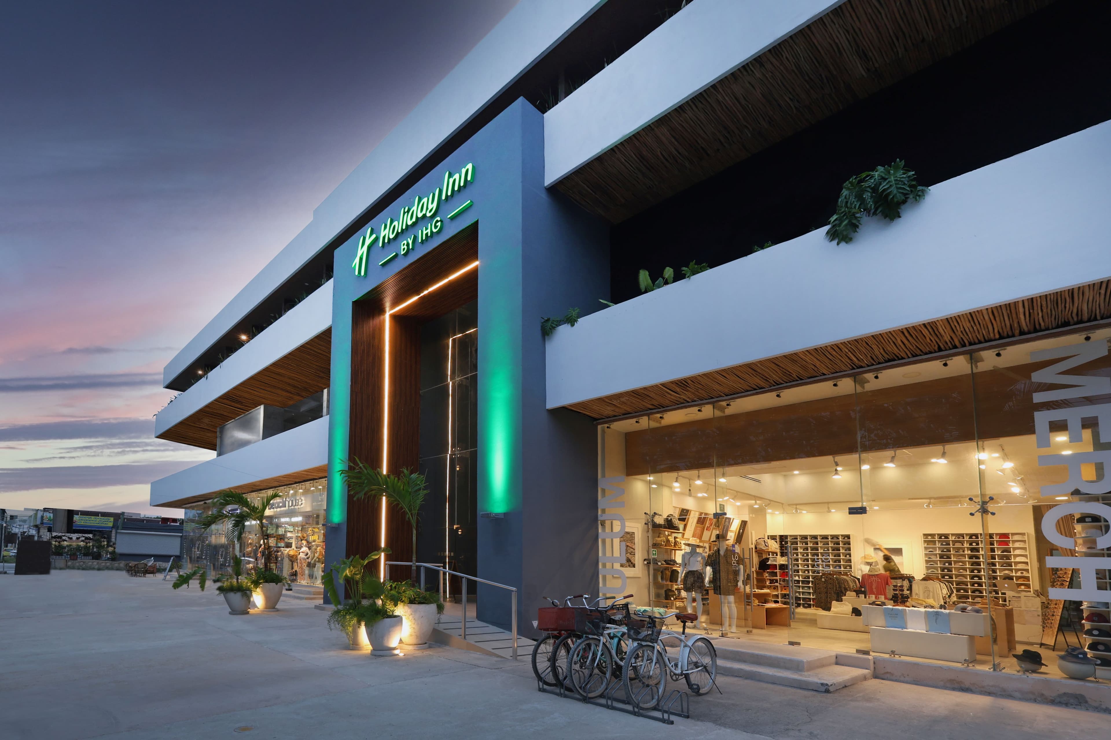 Holiday Inn Tulum - Image 1